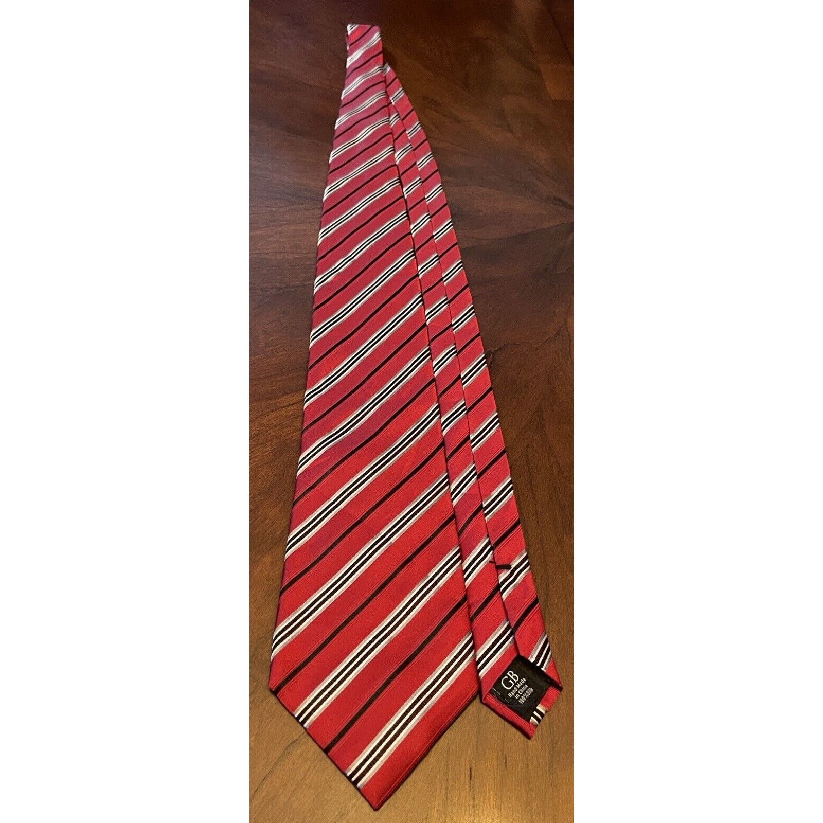 Geoffrey Beene Geoffrey Beene Red Black Hand Made 100% Silk Made In China Size ONE SIZE - 3 Thumbnail