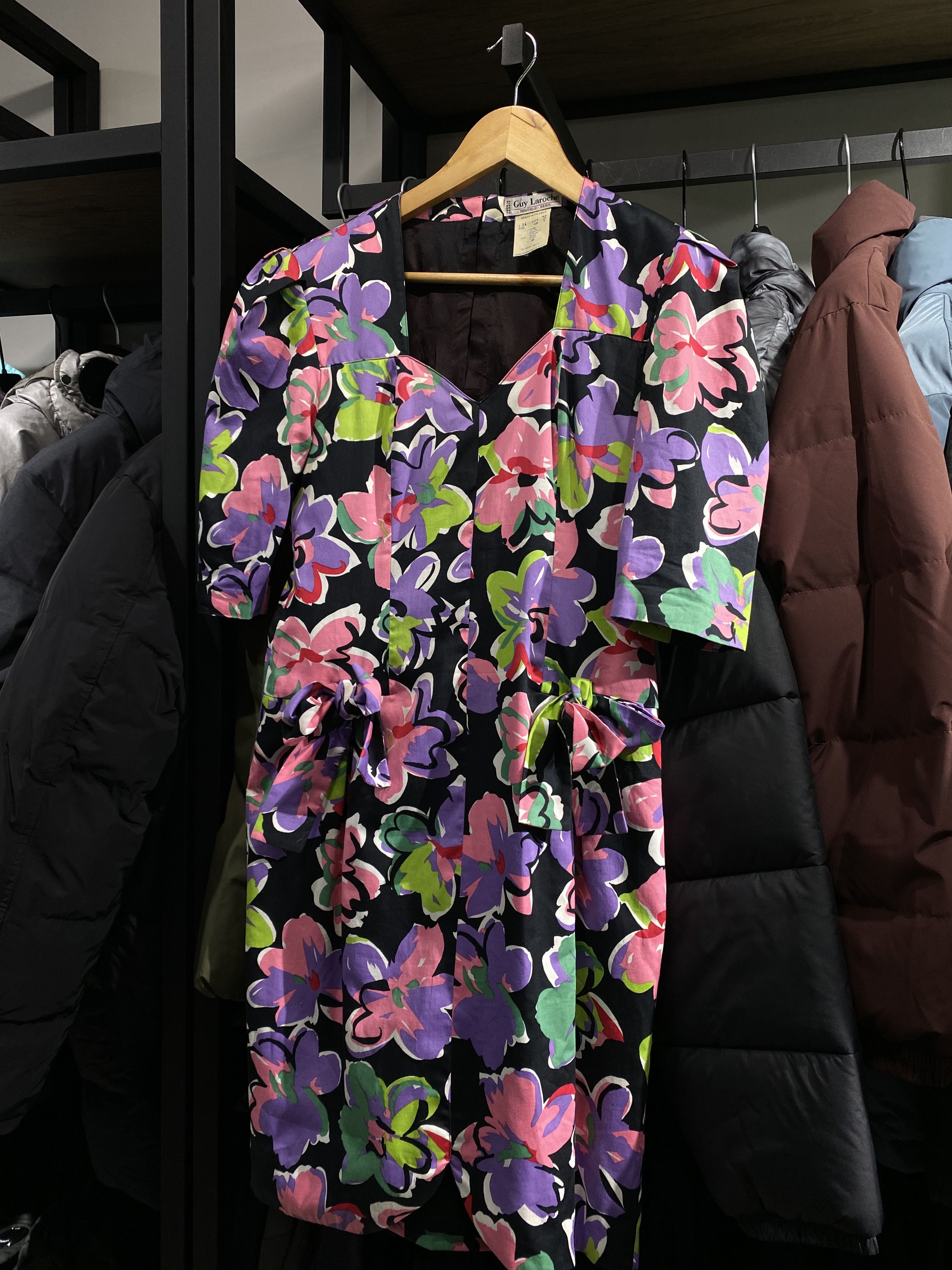 Guy Laroche Vintage Guy Laroche dress 1980s with a floral pattern Size M / US 6-8 / IT 42-44 - 2 Thumbnail
