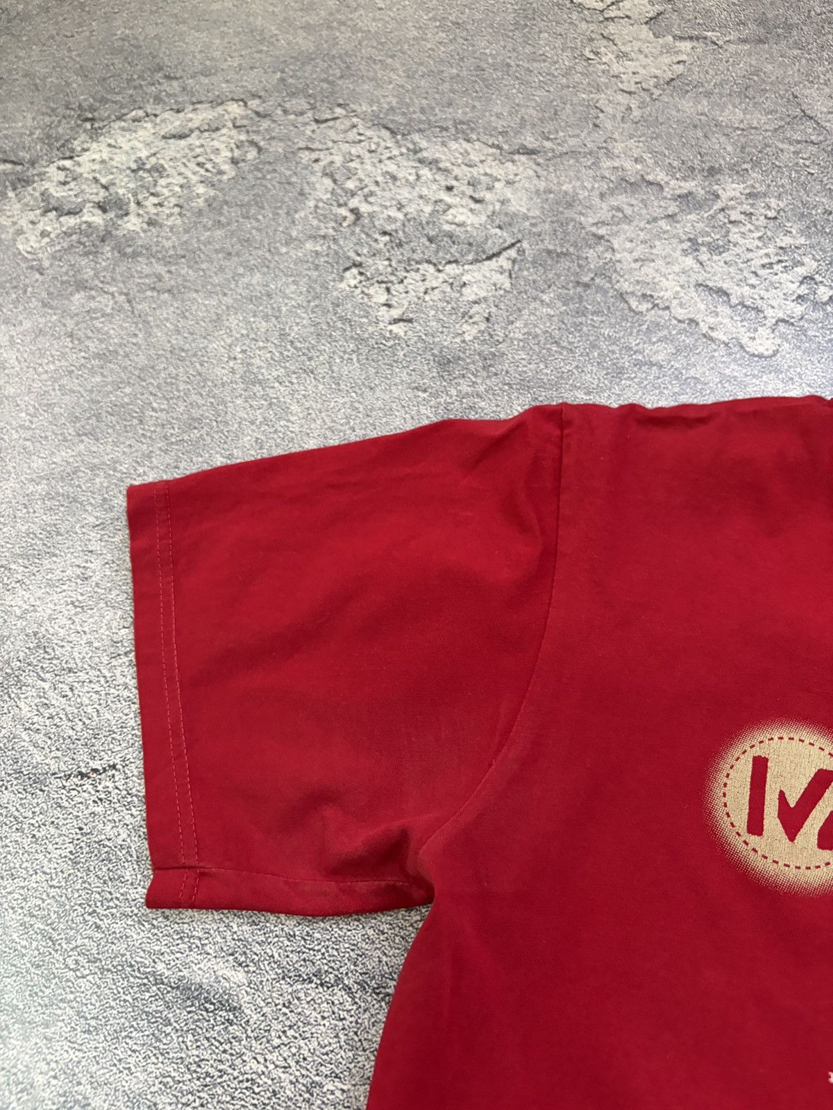 Moschino Vintage Moschino Jeans Red Cheap and Chic Peace T-Shirt Y2K Size US M / EU 48-50 / 2 - 9 Thumbnail