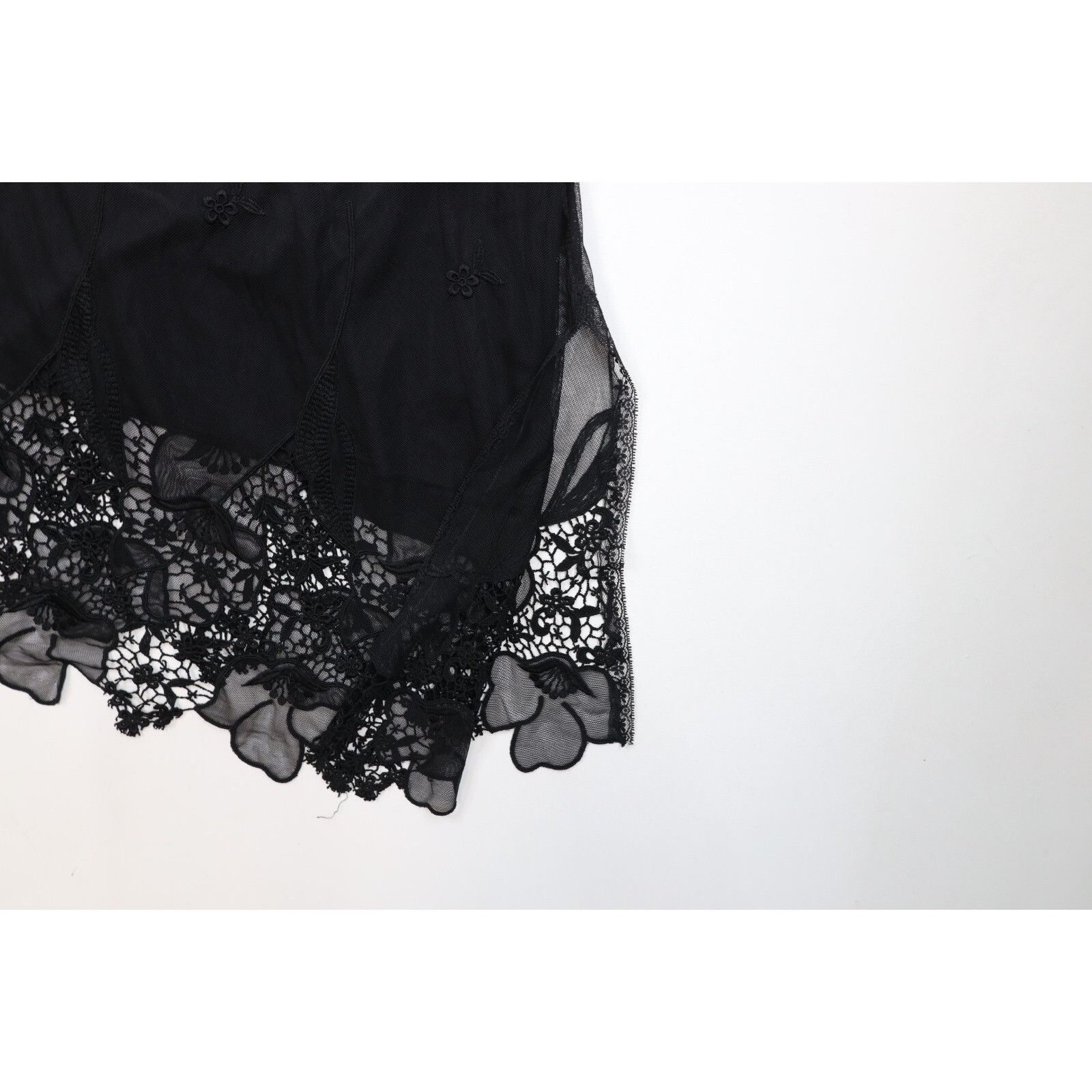 Vintage Vintage 90s Cache Lace Knit Flower Asymmetric Skirt Size 30" / US 8 / IT 44 - 5 Thumbnail