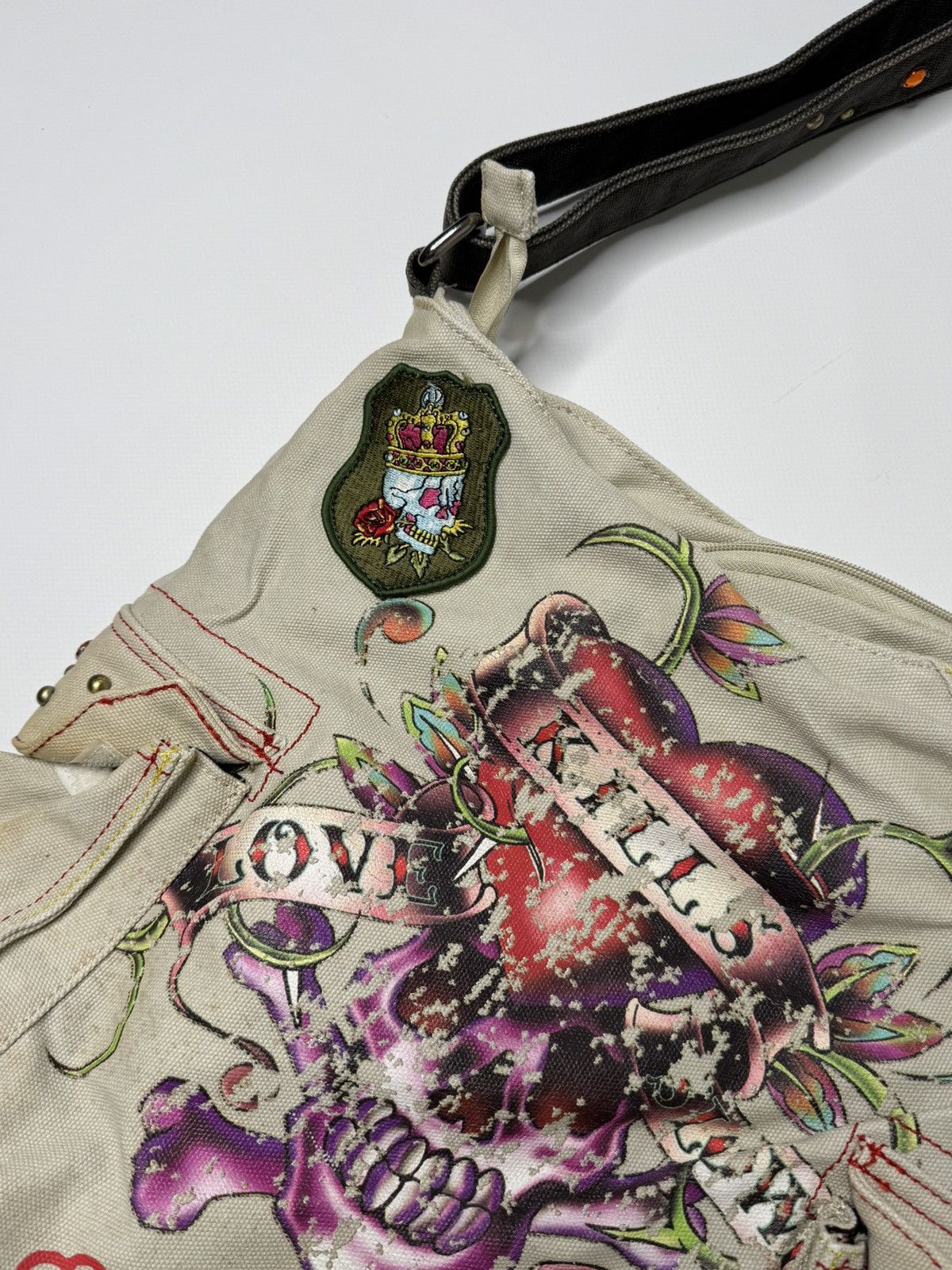 Ed Hardy Vintage Ed Hardy avant garde messenger bag swag skater sk8 Size ONE SIZE - 7 Thumbnail