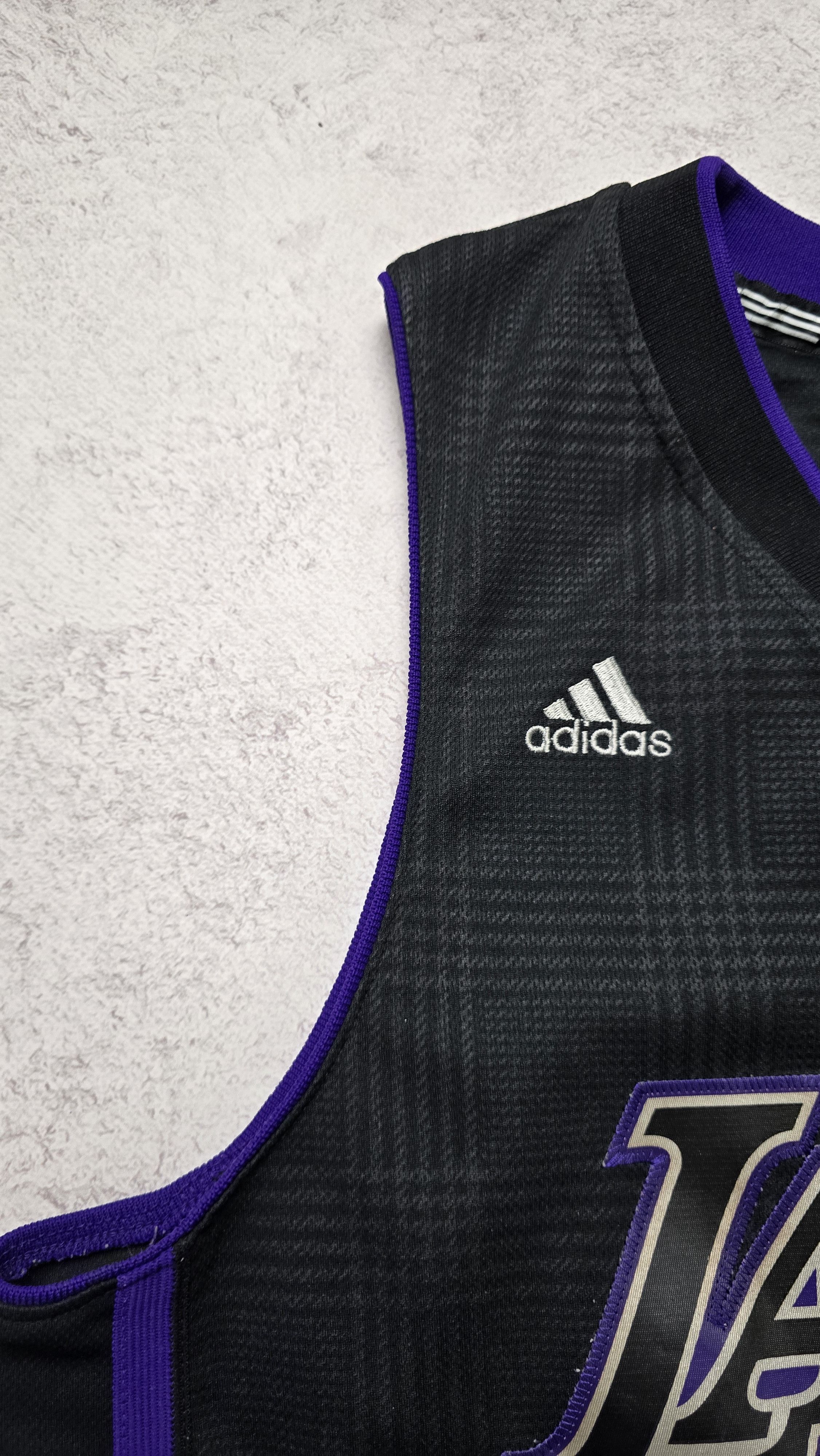 Adidas Kobe Bryant 24 LA Lakers Black Purple Limited Edition Jersey Size US S / EU 44-46 / 1 - 18 Thumbnail