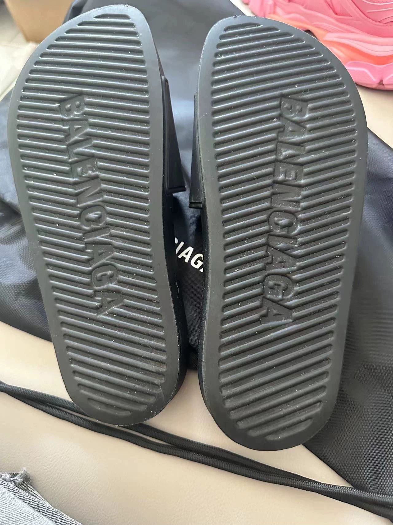 Balenciaga Balenciaga Slides Size 38 Authentic Size US 7.5 / IT 37.5 - 2 Thumbnail