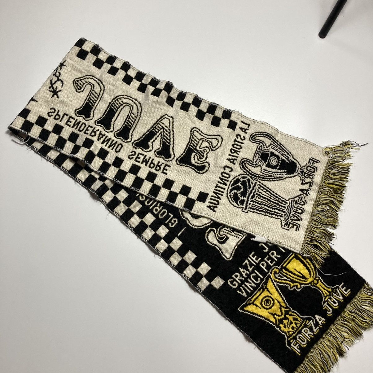 Vintage vintage juventus turin seria a italy soccer football scarf Size ONE SIZE - 5 Thumbnail