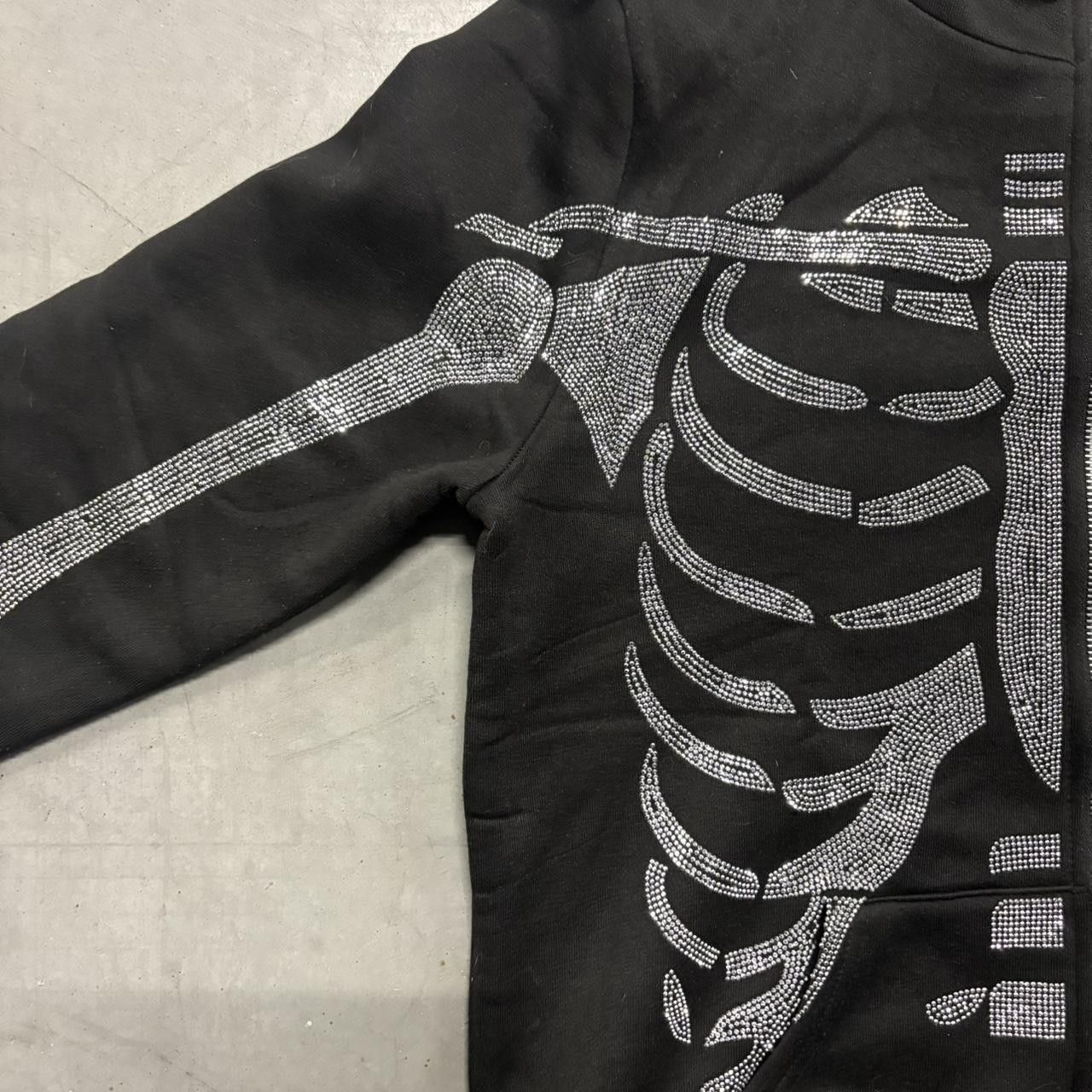 Vintage Crazy Vintage Y2K/2000s Black Goth Punk Silver Skeleton Zipup Hoodie! Size US S / EU 44-46 / 1 - 2 Thumbnail