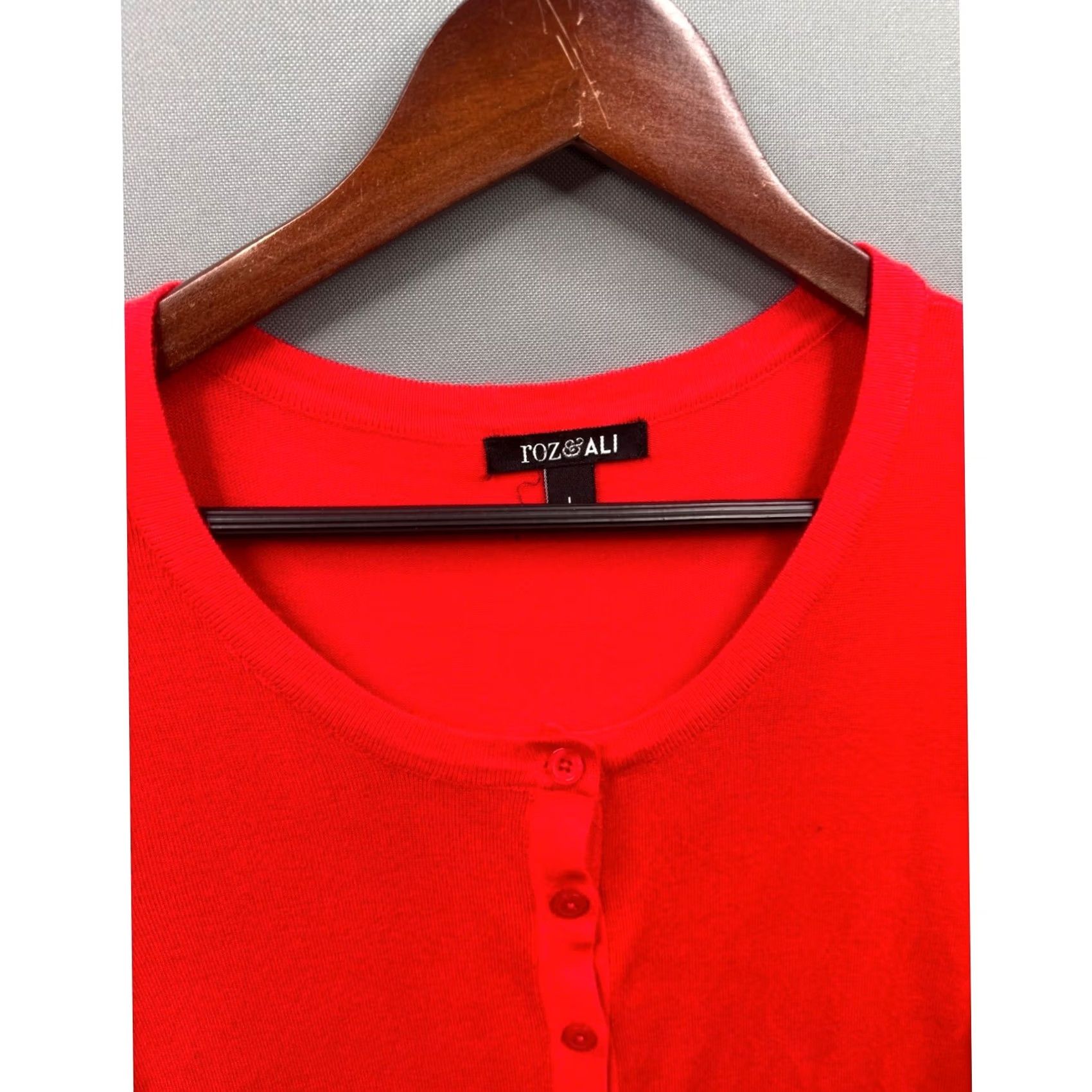 Vintage Roz & Ali Cardigan Womens Red 3/4 Sleeve Button Front Scoop Neck Large cardigan Size L / US 10 / IT 46 - 3 Thumbnail