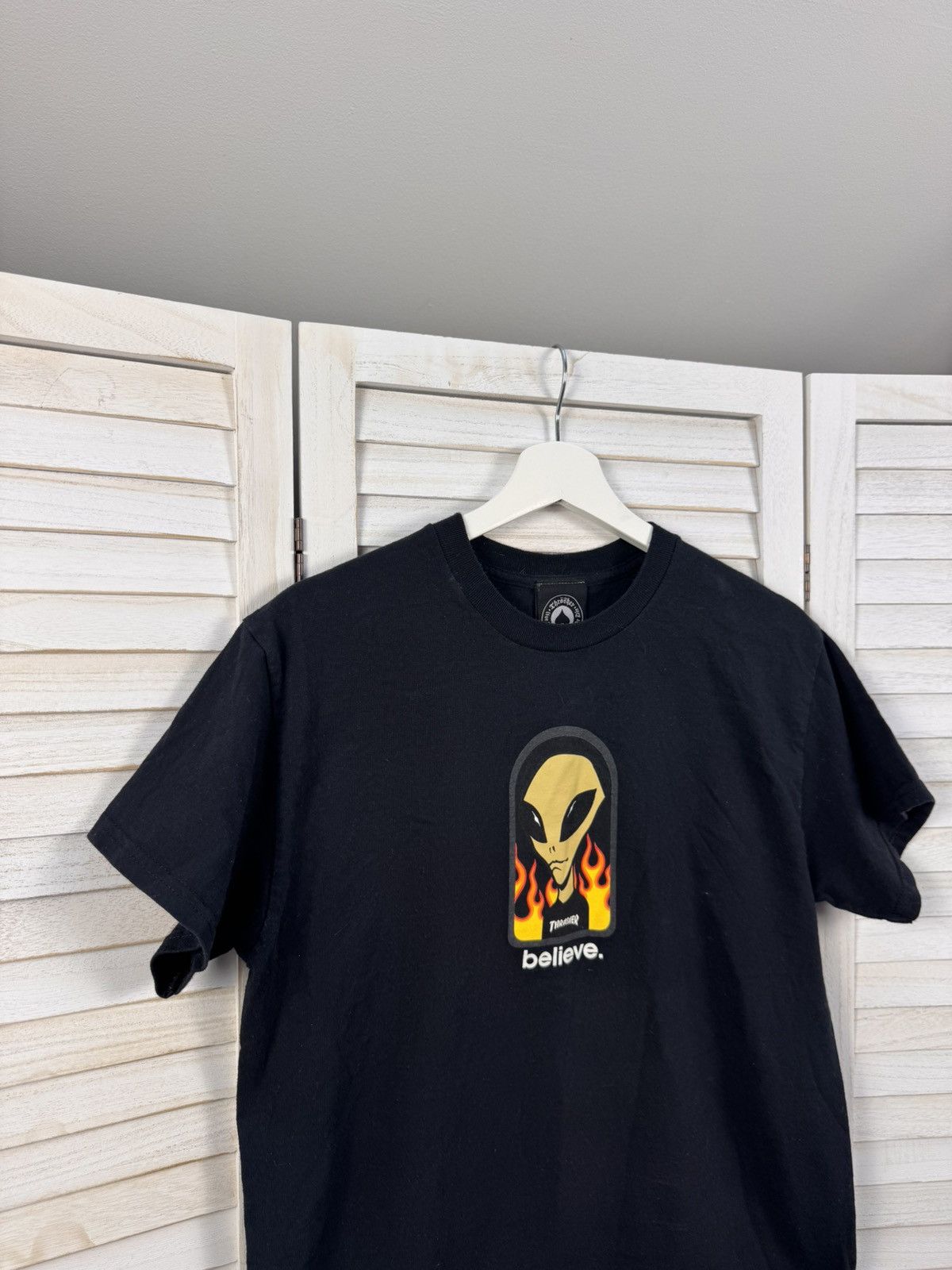 Thrasher Men’s Black Thrasher x Alien Workshop "Believe". Size US M / EU 48-50 / 2 - 1 Thumbnail