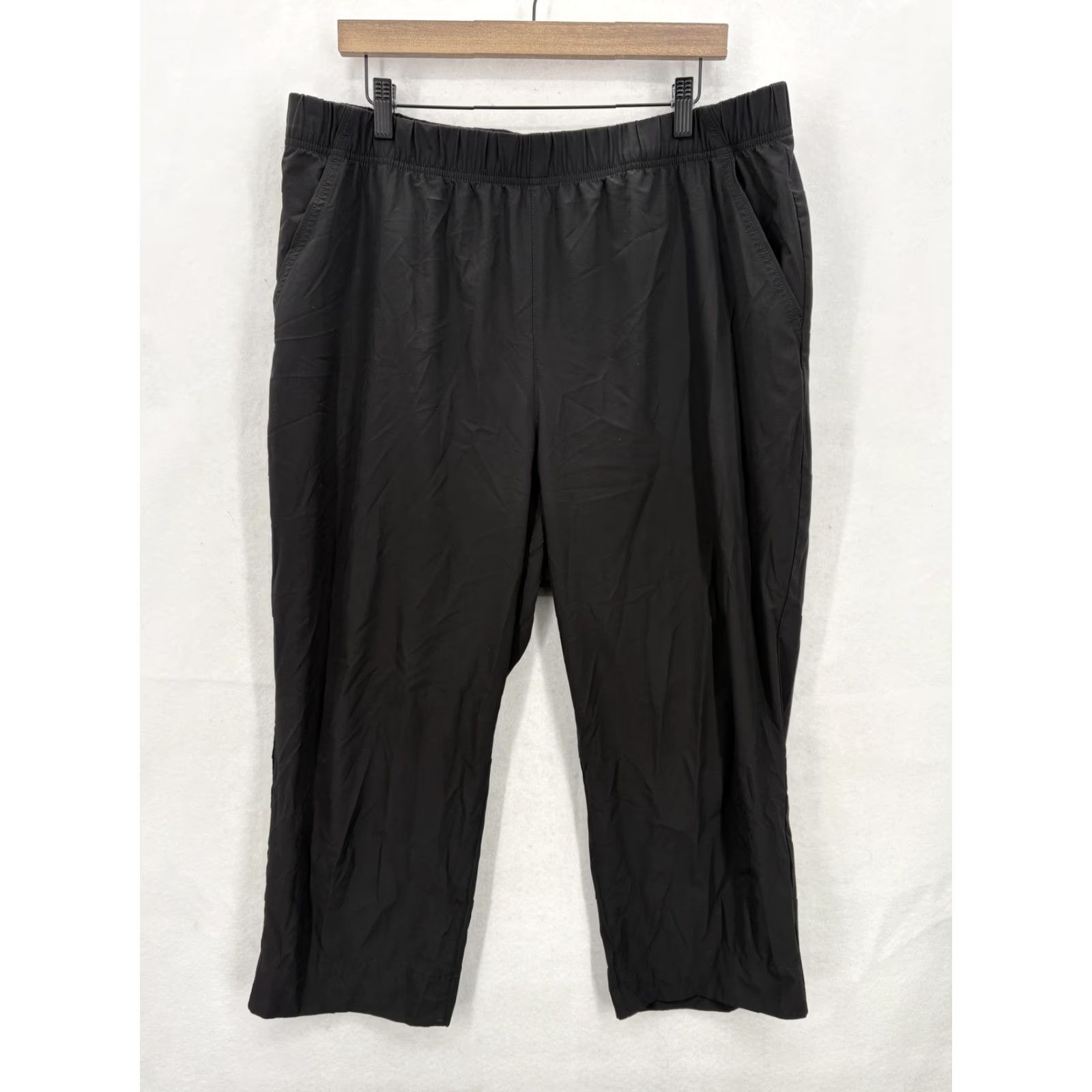 Duluth Trading Company Duluth Nine to Fine Synthetic Pull-On Capri Pants Womens XL Black Stretch Work Size 40" / US 18 - 2 Thumbnail