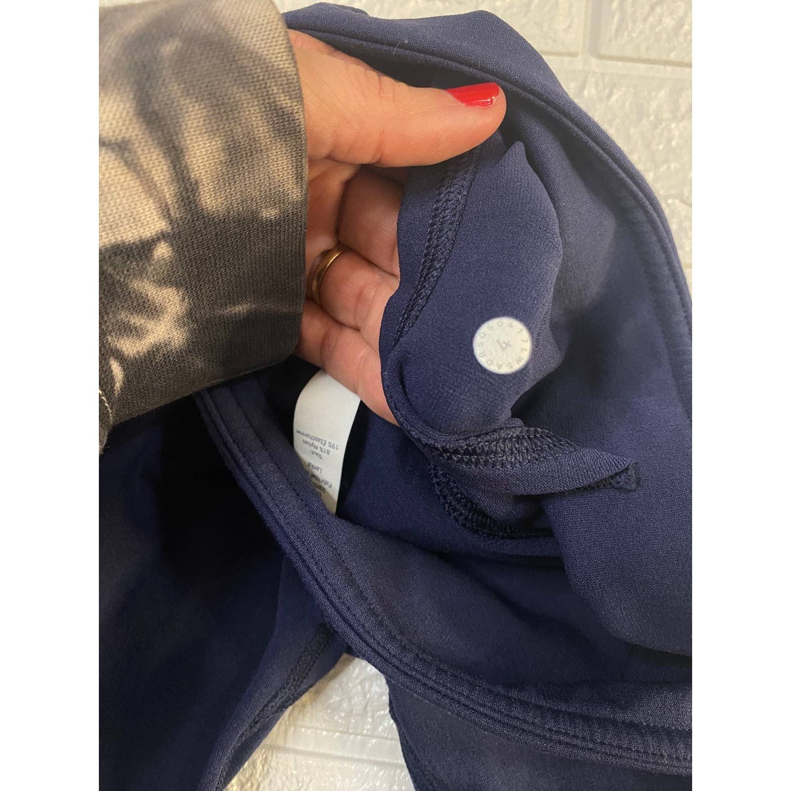 Lululemon lululemon leggings size 4 Size 27" / US 4 / IT 40 - 7 Thumbnail