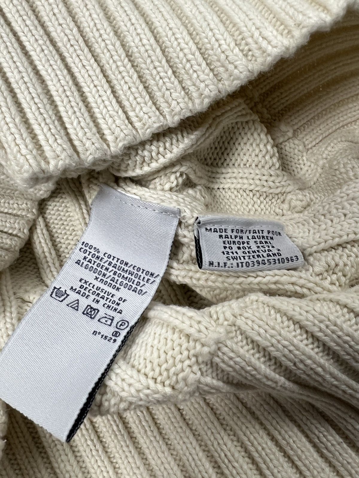 Polo Ralph Lauren Vintage Polo Ralph Lauren Heavyweight Knitted V-Neck Women’s Size M / US 6-8 / IT 42-44 - 8 Thumbnail