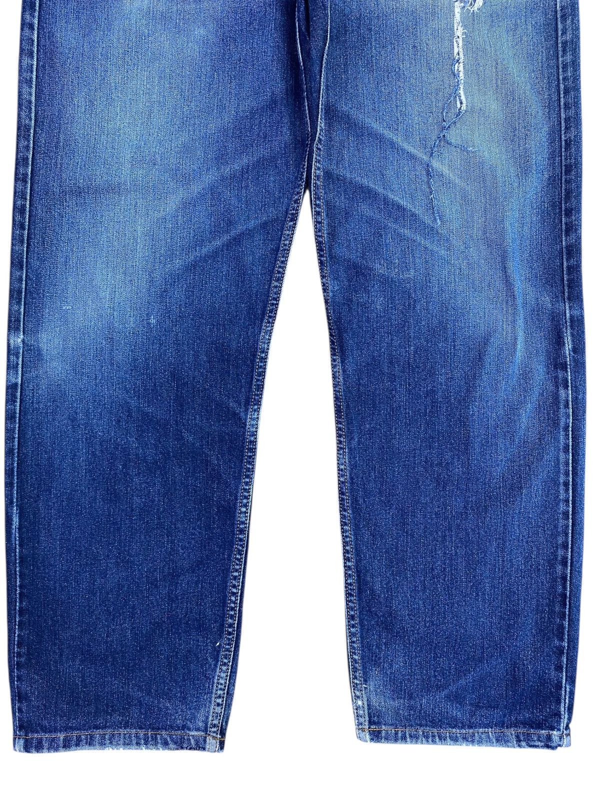Levi's Levi’s Faded Blue Wash Style Ripped Jeans Size US 36 / EU 52 - 9 Thumbnail