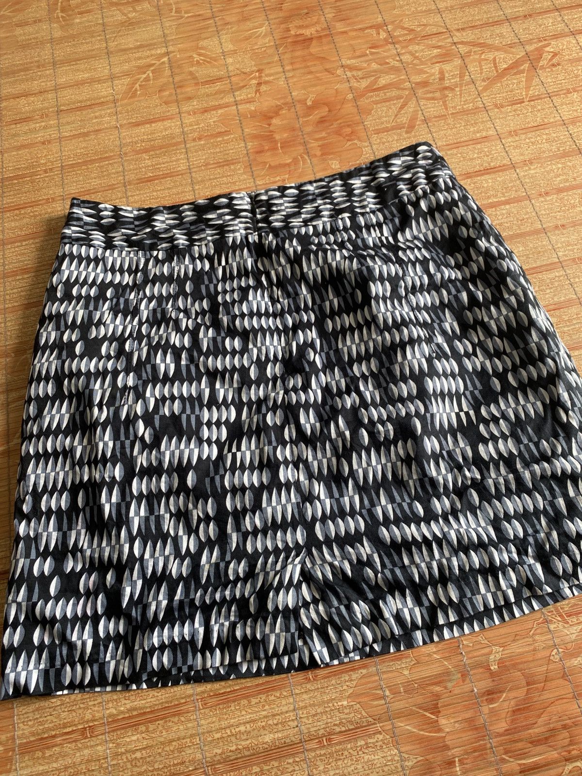 Issey Miyake Japanese mini skirt 3d art styled avantgarde isseymiyake Size 30" / US 8 / IT 44 - 5 Thumbnail