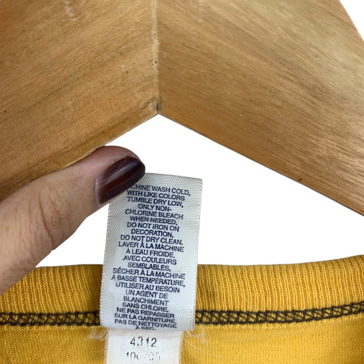 Gap GAP ATHLETIC COLLECTION Center Logo Design Tee Shirt Top Size S / US 4 / IT 40 - 8 Thumbnail