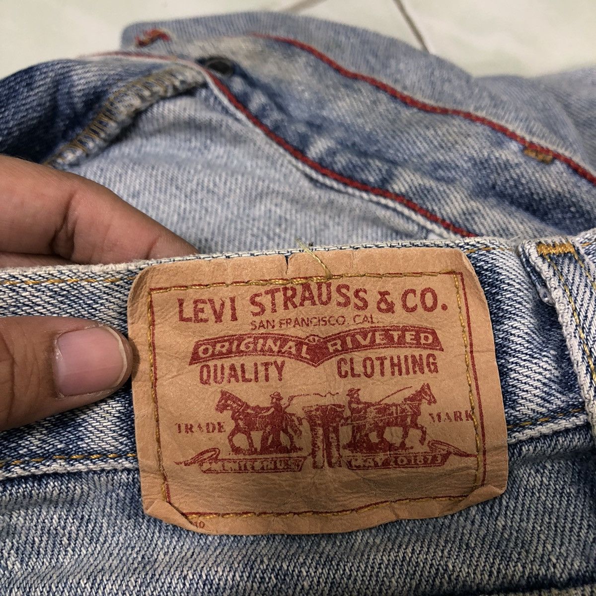 Levi's 🔥90’s Vintage Distressed Denim Jeans Levi’s Lot 550 Size US 32 / EU 48 - 17 Thumbnail