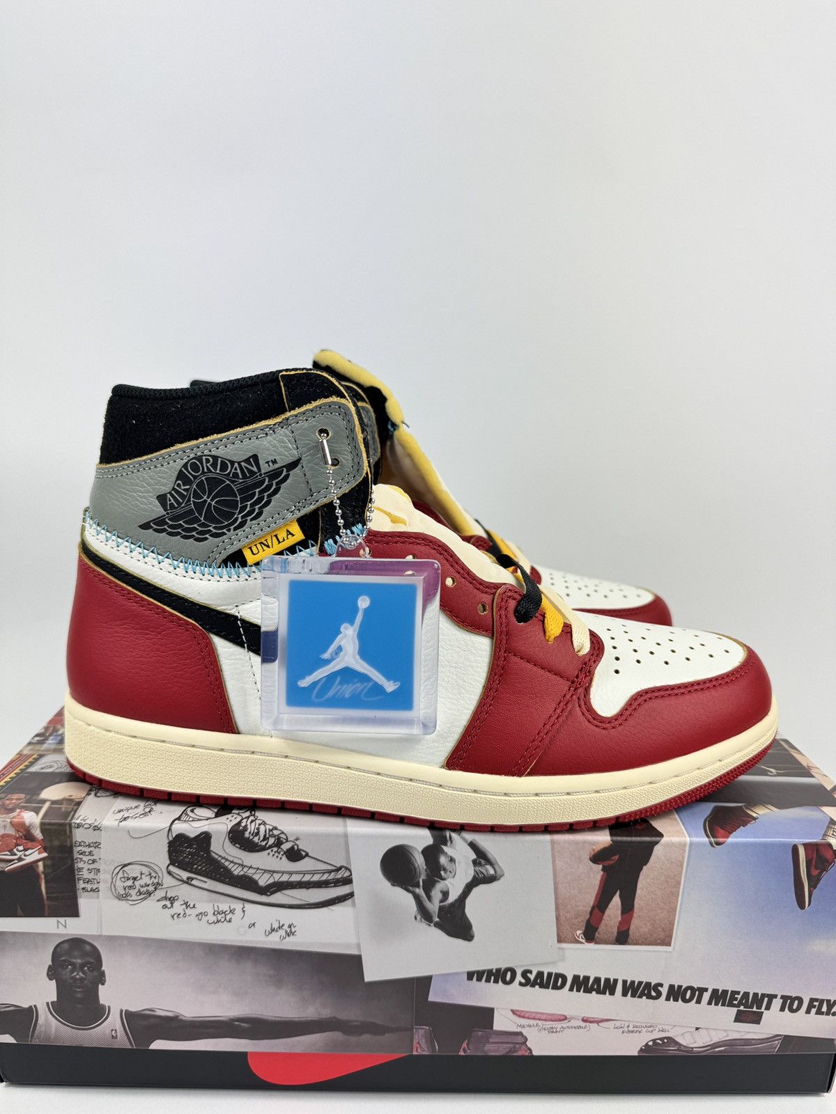 Jordan Brand AIR JORDAN 1 RETRO HIGH TOP SNEAKERS Size US 10 / EU 43 - 6 Thumbnail