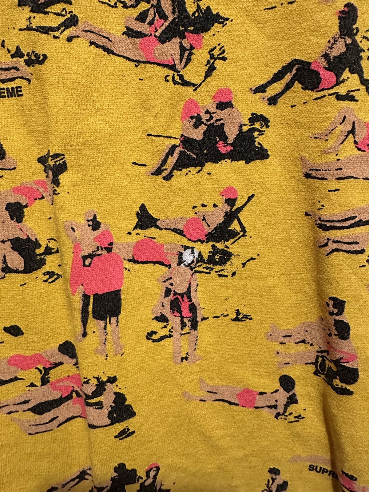 Supreme Supreme S/S 2016 Beach Tee in Pink Size US M / EU 48-50 / 2 - 2 Thumbnail