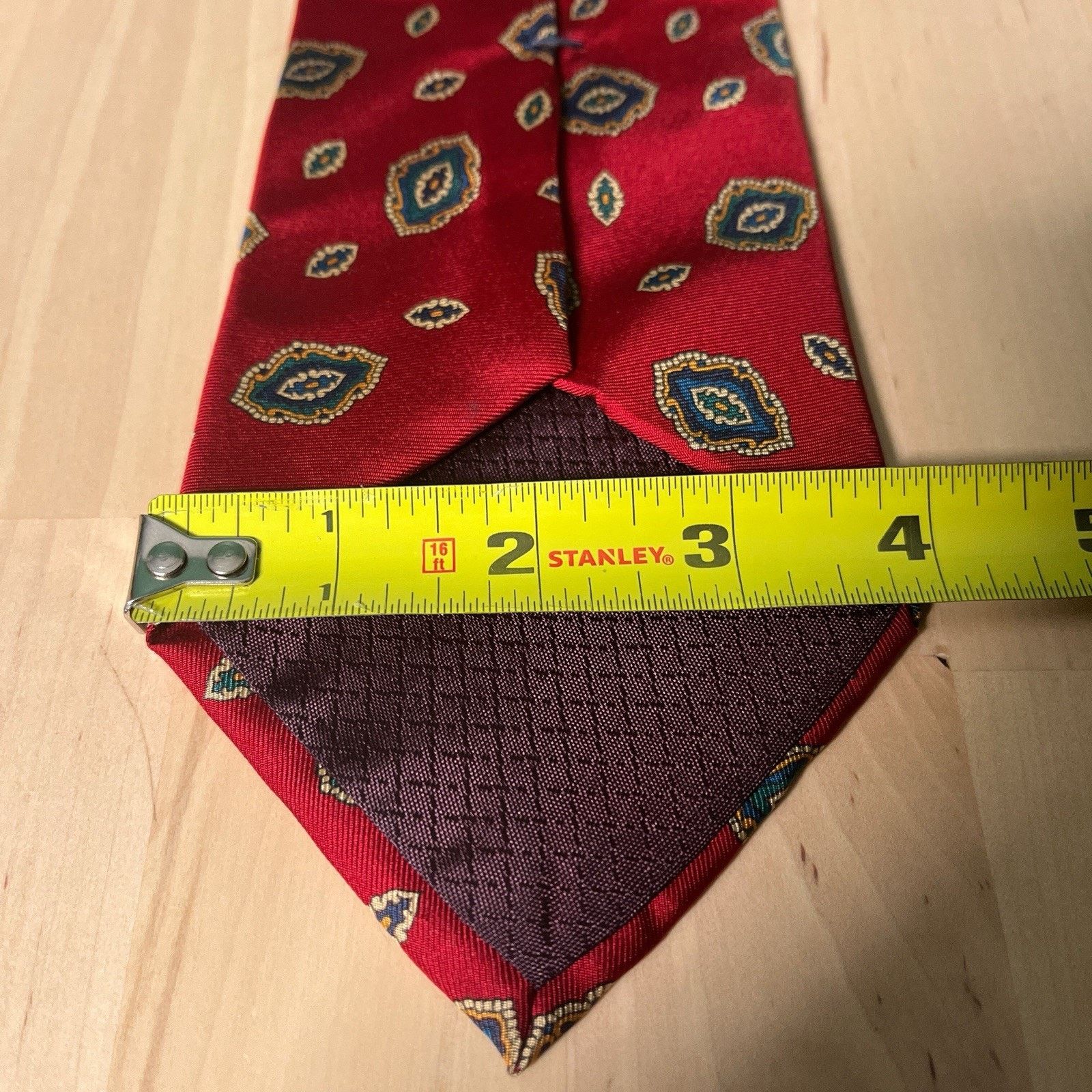 Dior Christian Dior Tie Red Medallion USA Silk Vintage Necktie Size ONE SIZE - 4 Thumbnail
