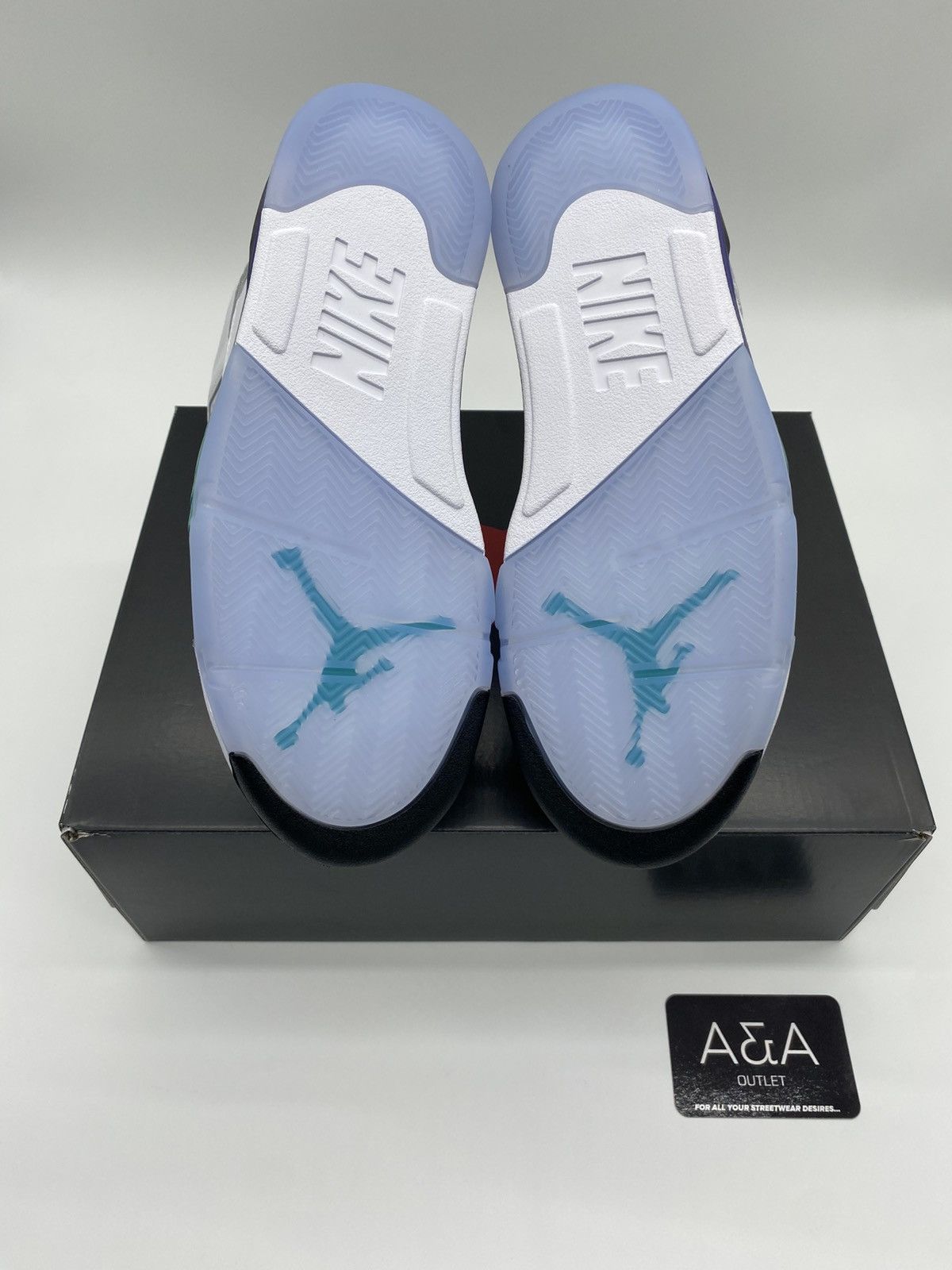 Jordan Brand Jordan 5 Retro Grape US 10 Brand New Free Shipping Size US 10 / EU 43 - 5 Thumbnail