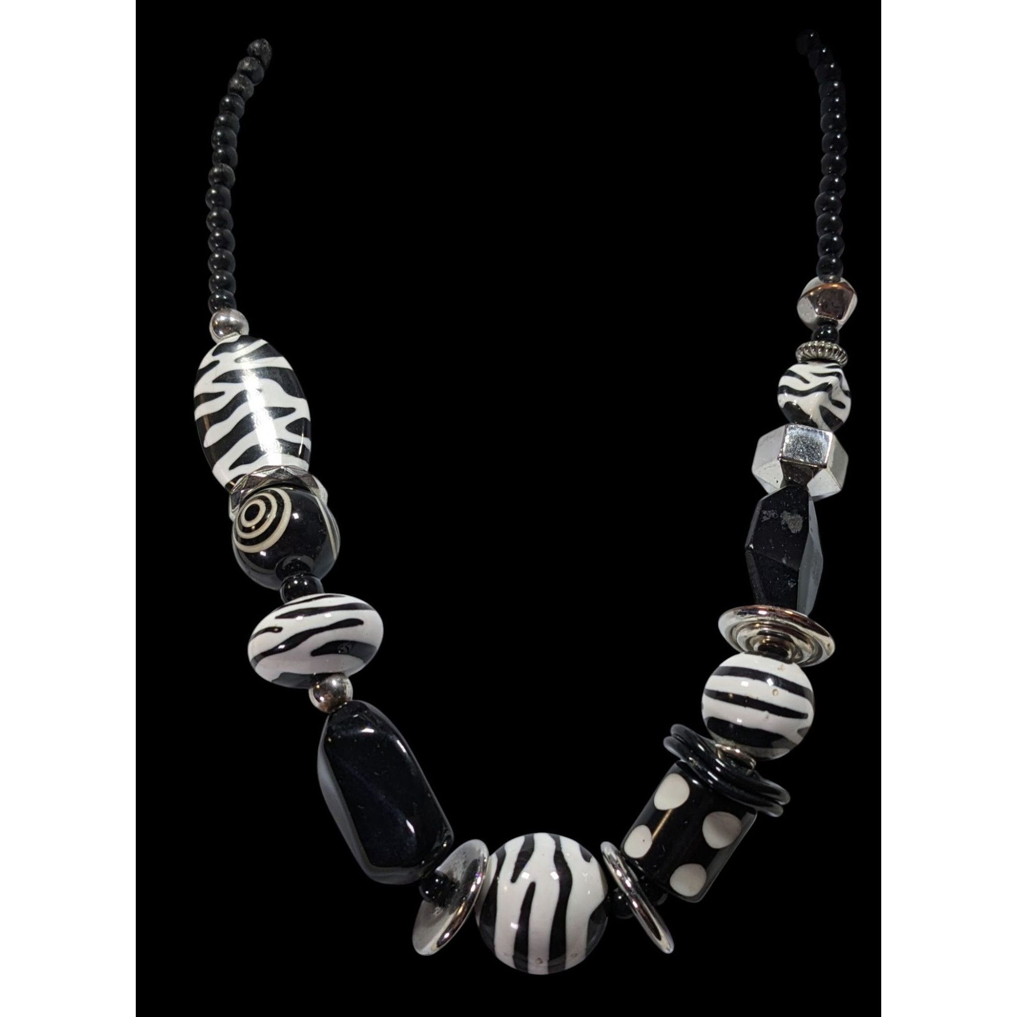 Other Funky 80s Style Black And White Geometric Pattern Beaded Nec Size ONE SIZE - 2 Thumbnail