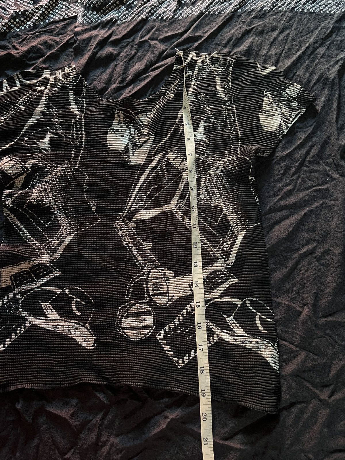 Pleats Please Issey Miyake Issey Miyake Me abstract print pleated tshirt Size S / US 4 / IT 40 - 5 Thumbnail