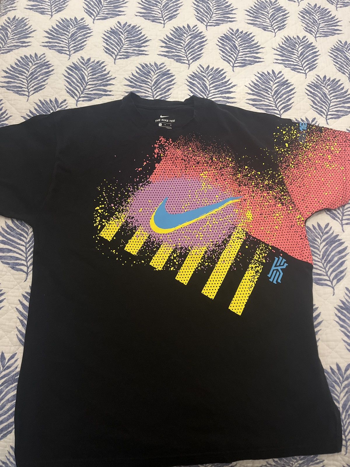 Nike The Nike Tee Kyrie Irving 2019 edition Size US M / EU 48-50 / 2 - 1 Thumbnail