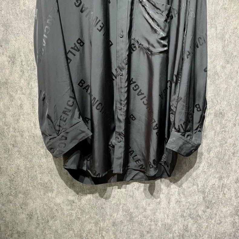 Balenciaga Balenciaga Mulberry silk full print shirt 2502-Nextarrow Size US S / EU 44-46 / 1 - 7 Thumbnail