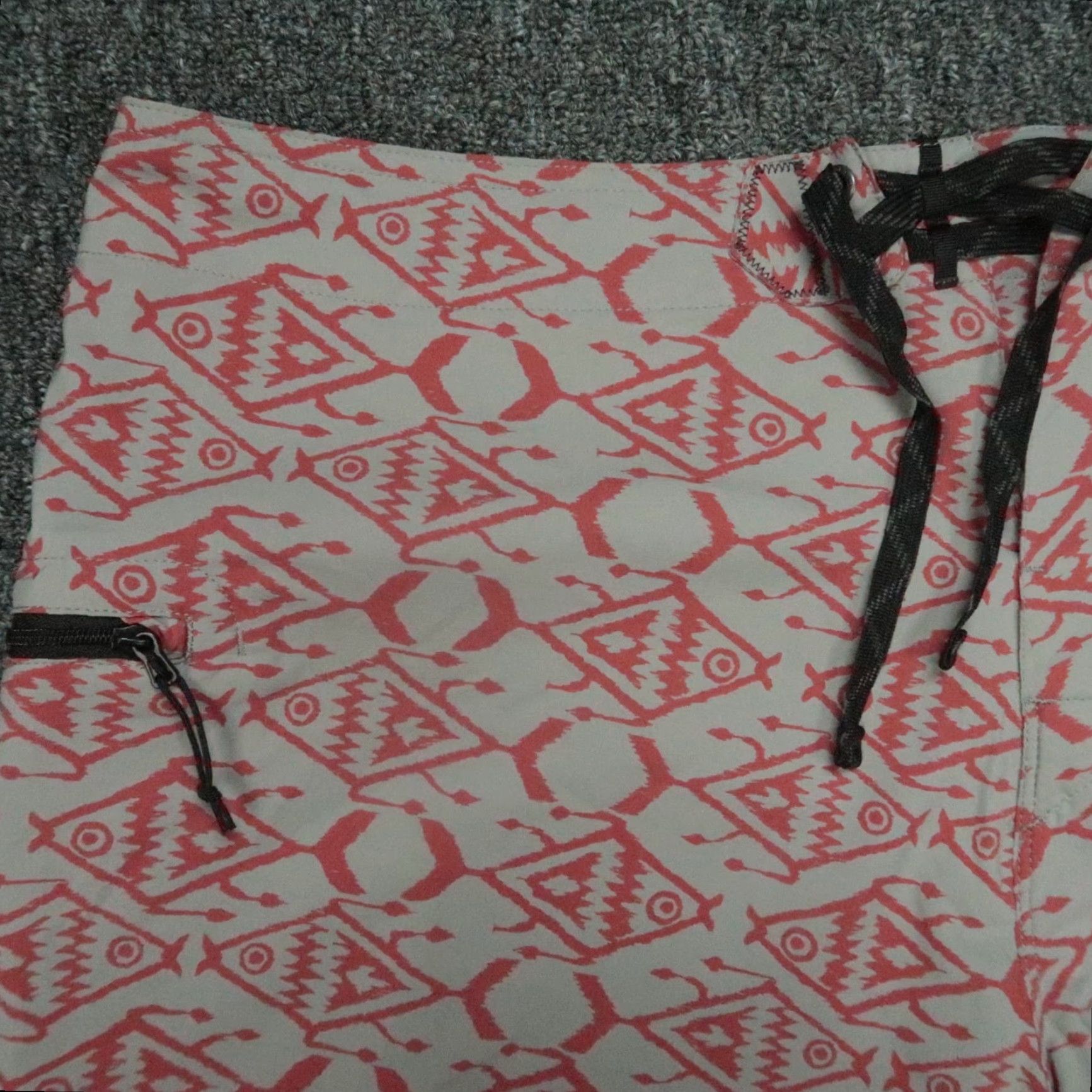 Patagonia Patagonia Board Shorts Men 38 Red Gray Stretch Planing Ikat Fish NWT Size US 38 / EU 54 - 2 Thumbnail