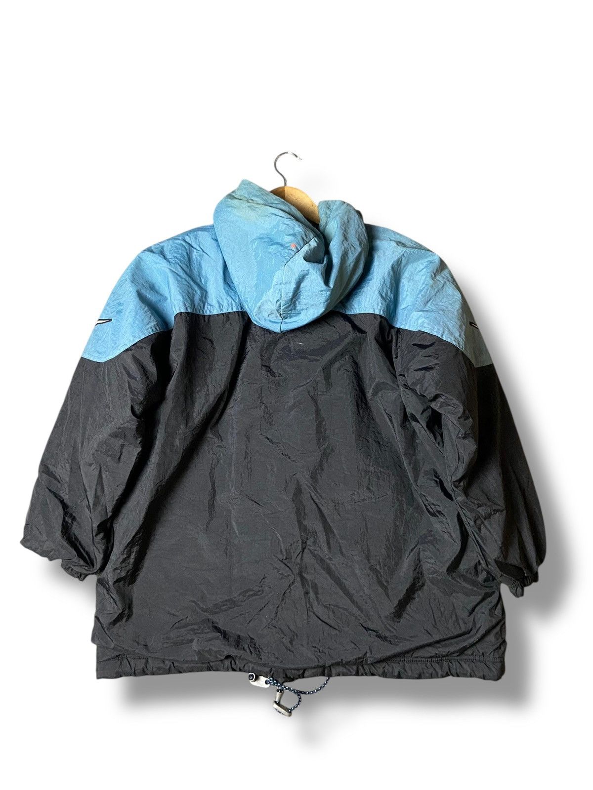 Vintage Nike Men’s Insulated Nylon Hooded Jacket (125) Size US M / EU 48-50 / 2 - 5 Thumbnail