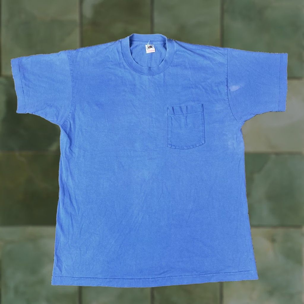 Fruit Of The Loom VINTAGE Fruit of the Loom Grunge Selvedge Pocket Shirt XL Blue Mens Short Sleeve 90s T-Shirt Size US XL / EU 56 / 4 - 1 Thumbnail