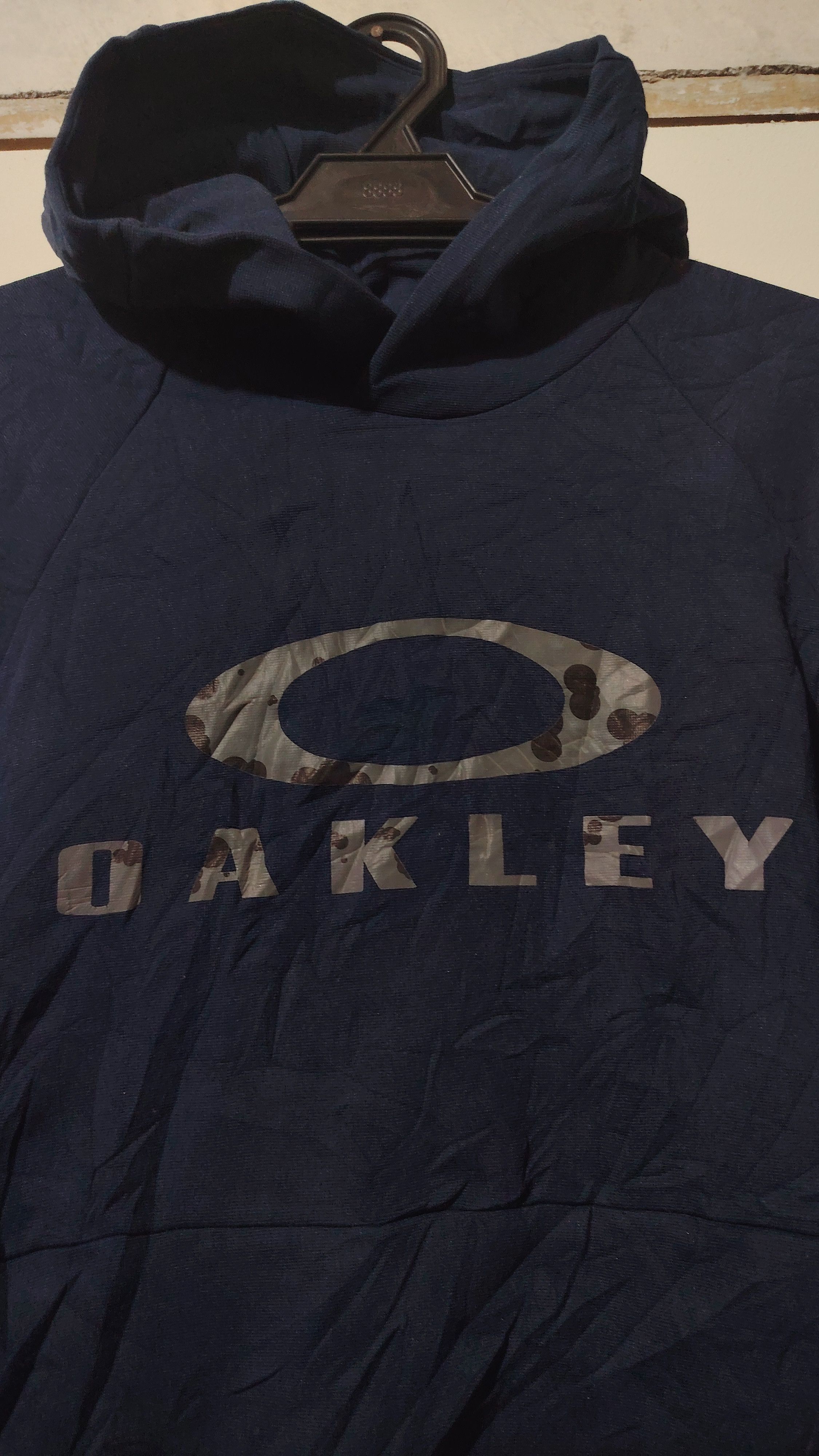 Oakley Vintage Oakley Software MLB Hoodie Sweatshirt Size Medium Size US M / EU 48-50 / 2 - 3 Thumbnail