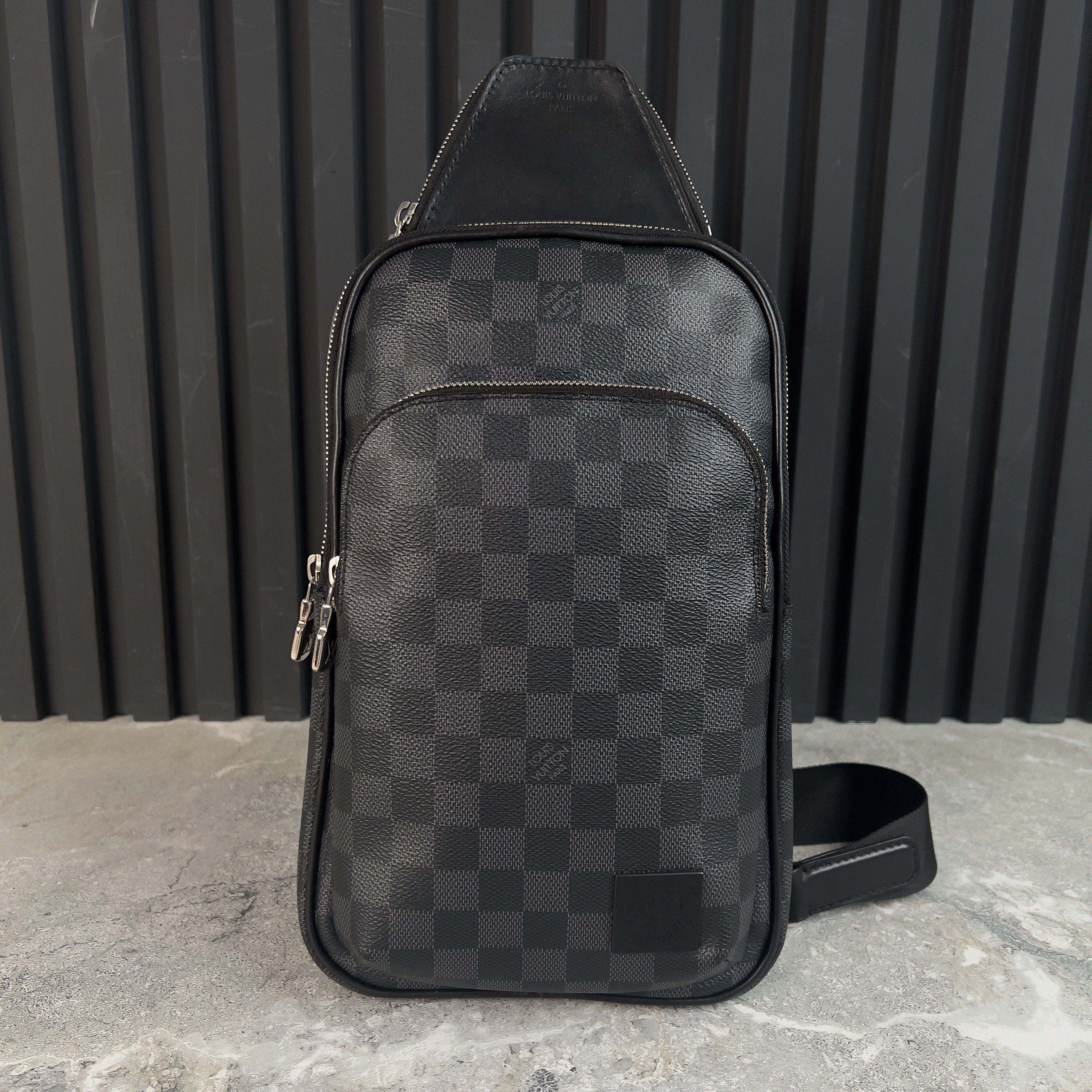 Louis Vuitton Avenue Damier Graphite Canvas Slingbag Bag Size ONE SIZE - 2 Thumbnail