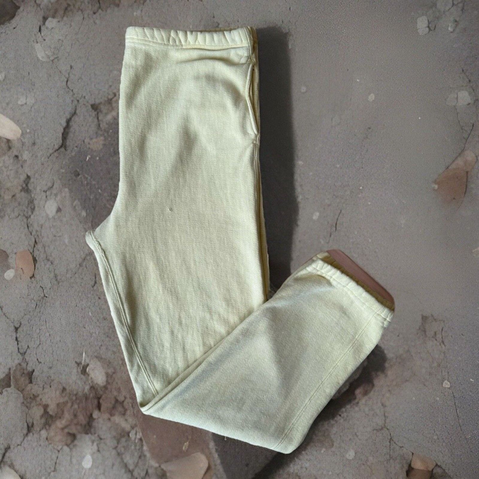 Champion × Vintage Vintage Champion Reverse Weave Sweatpants Large Yellow 90s Size US 34 / EU 50 - 1 Thumbnail