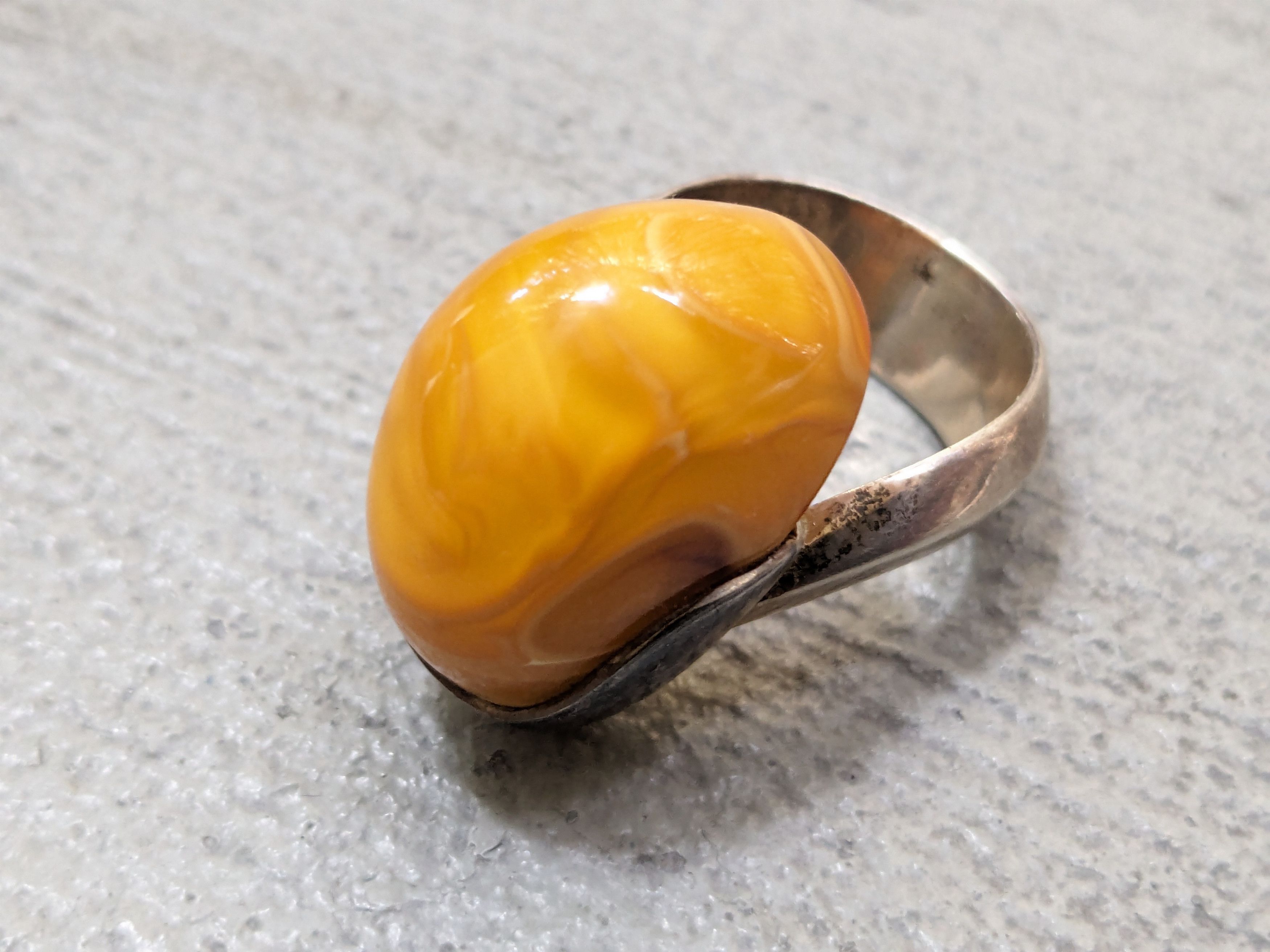 Jewelry Vintage Sterling Silver Ring Amber Size 9.25 Modern Size ONE SIZE - 7 Thumbnail