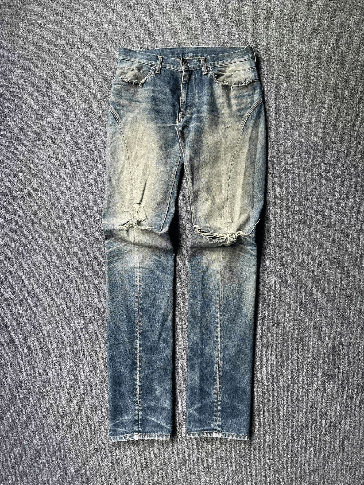 Undercover Sz 2 Undercover 10AW Distressed Structure Denim Size US 30 / EU 46 - 1 Thumbnail