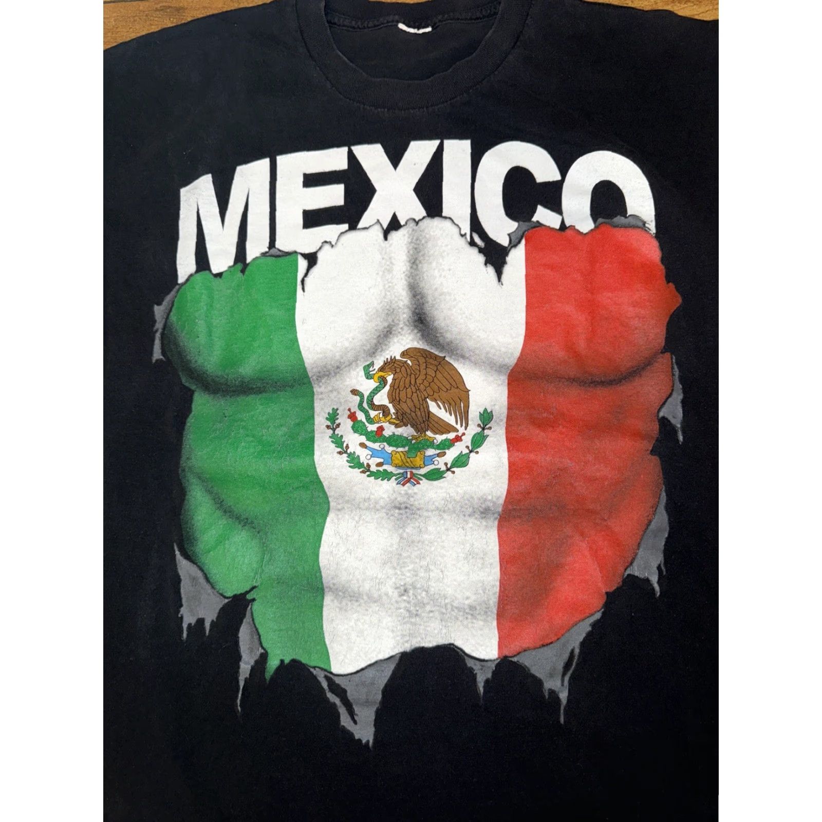 Omega VINTAGE Mexico Mega Print T-Shirt Black XL Men Size US XL / EU 56 / 4 - 2 Thumbnail