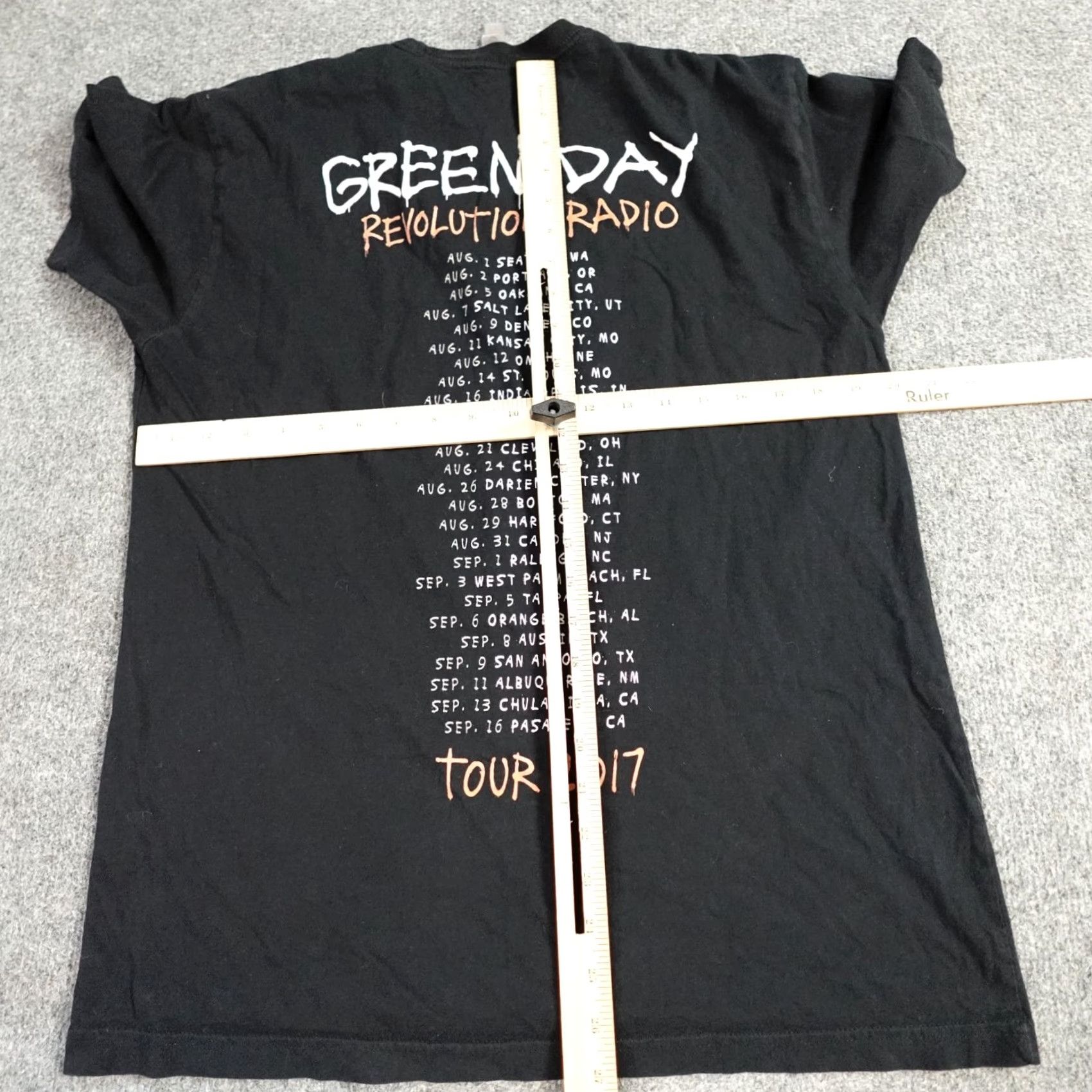 Vintage Green Day T-shirt Large Black Revolution Radio Tour Double Sided Band Tee Mens L Short Sleeve Crew Neck Cotton Size US L / EU 52-54 / 3 - 4 Thumbnail