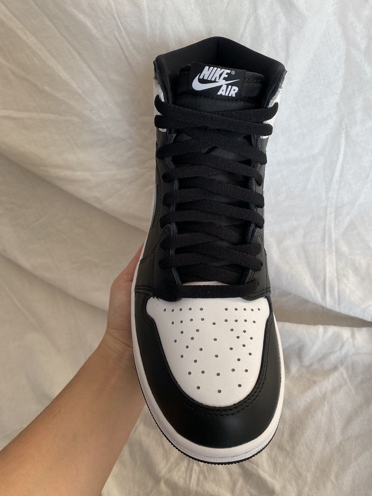 Jordan Brand Nike Air Jordan One Black and White Size US 10 / EU 43 - 9 Thumbnail