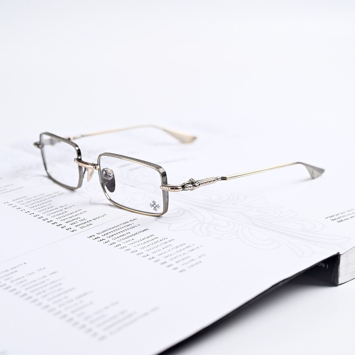 Chrome Hearts CHROME HEARTS BUCKLE RIDER GLASSES Size ONE SIZE - 1 Thumbnail