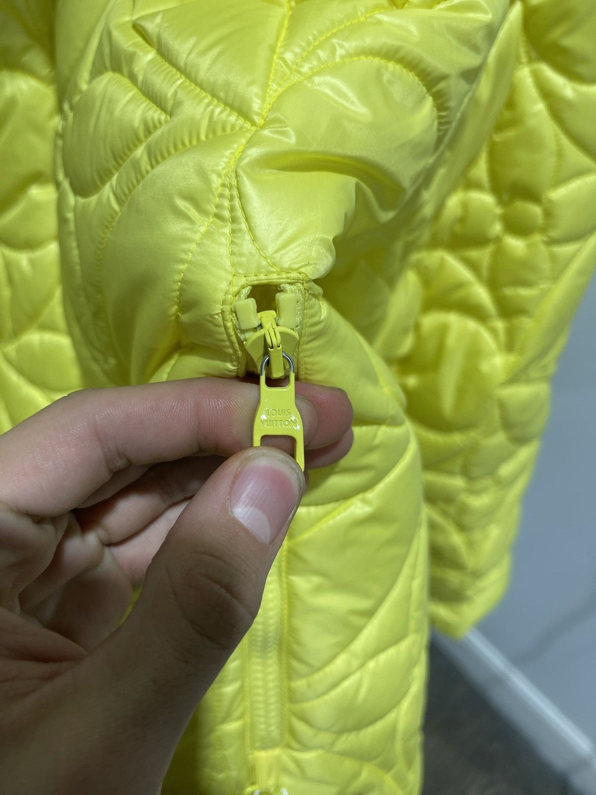 Louis Vuitton Louis Vuitton Yellow Floral Puffer Jacket sz.56 Size US XL / EU 56 / 4 - 4 Thumbnail