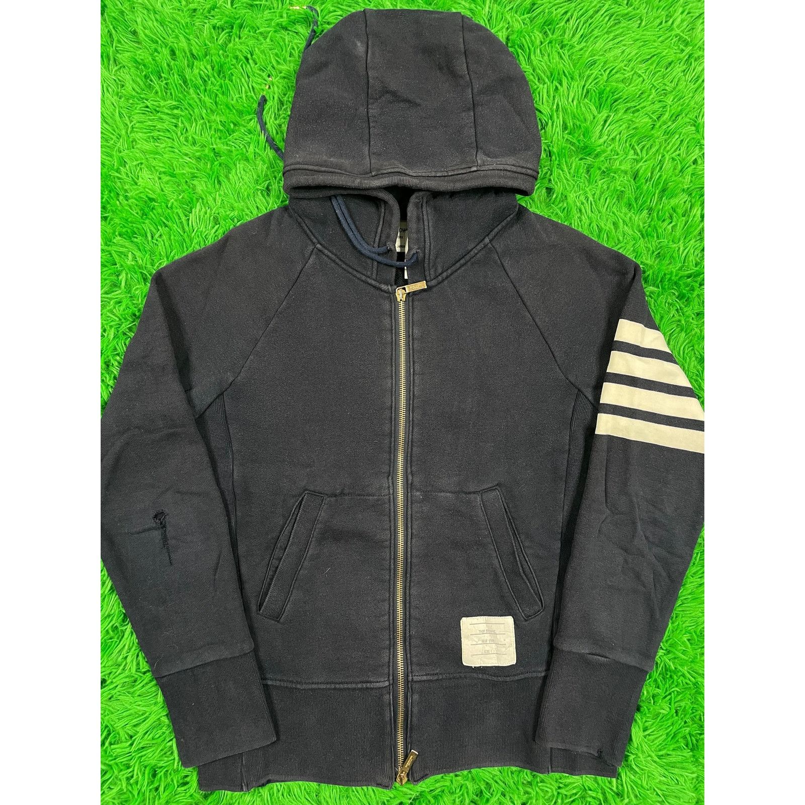 Thom Browne Thom Browne Navy Zip Up Size 1 Used Size XS / US 0-2 / IT 36-38 - 1 Thumbnail