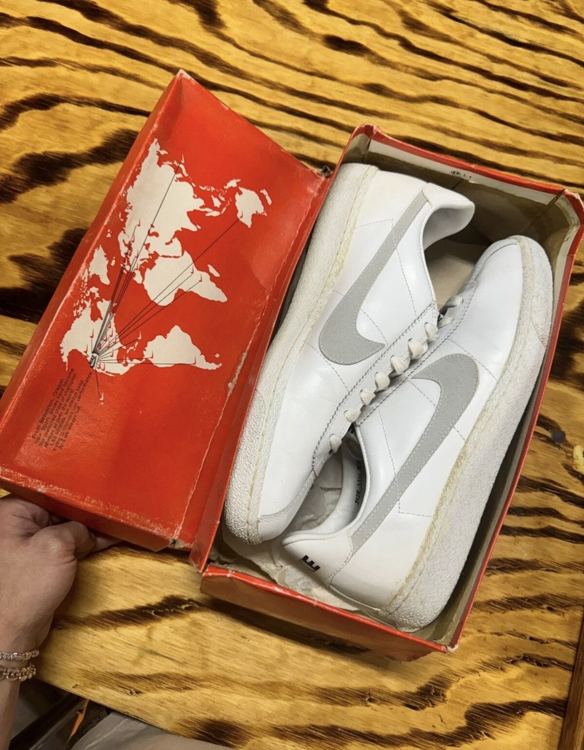 Nike Vintage 1982 Nike Bruin Leather Neutral Grey Size US 11.5 / EU 44-45 - 17 Thumbnail