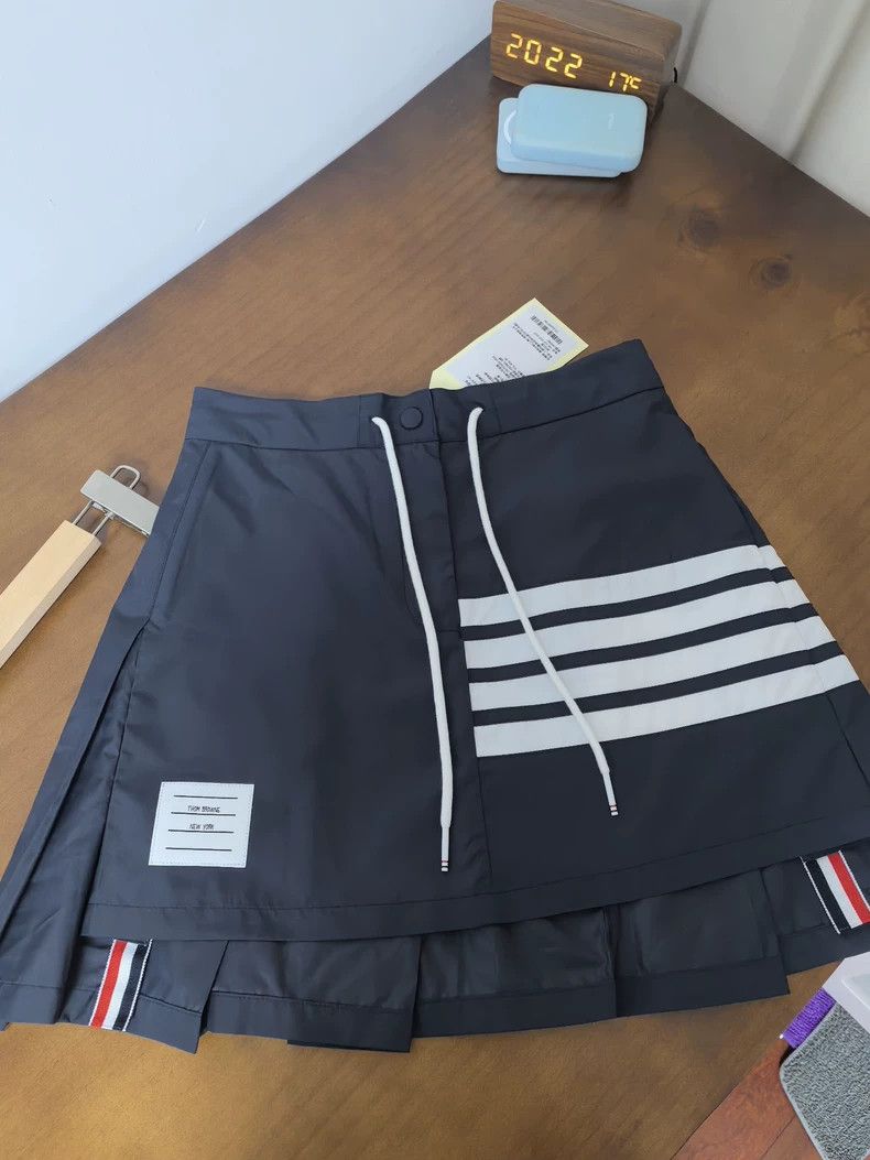 Thom Browne Thom Browne fillibeg Size 35" - 1 Thumbnail