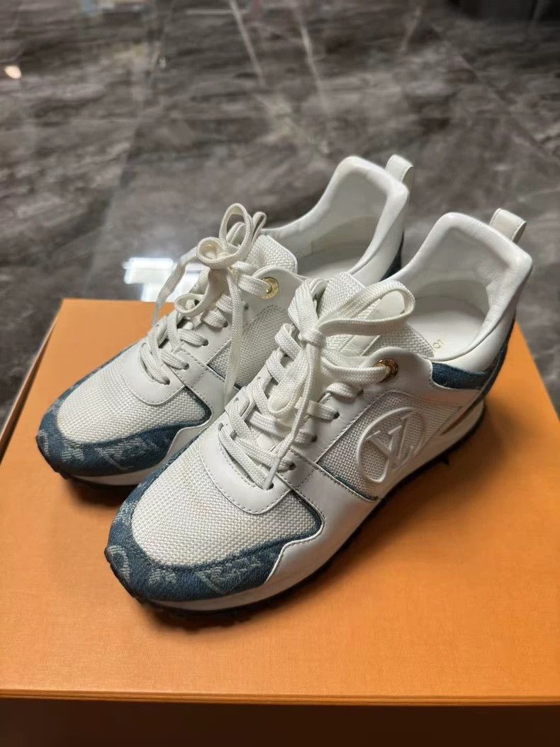Other Louis Vuitton Blue runaway presbyopic sneakers Size US 5 / IT 35 - 1 Thumbnail
