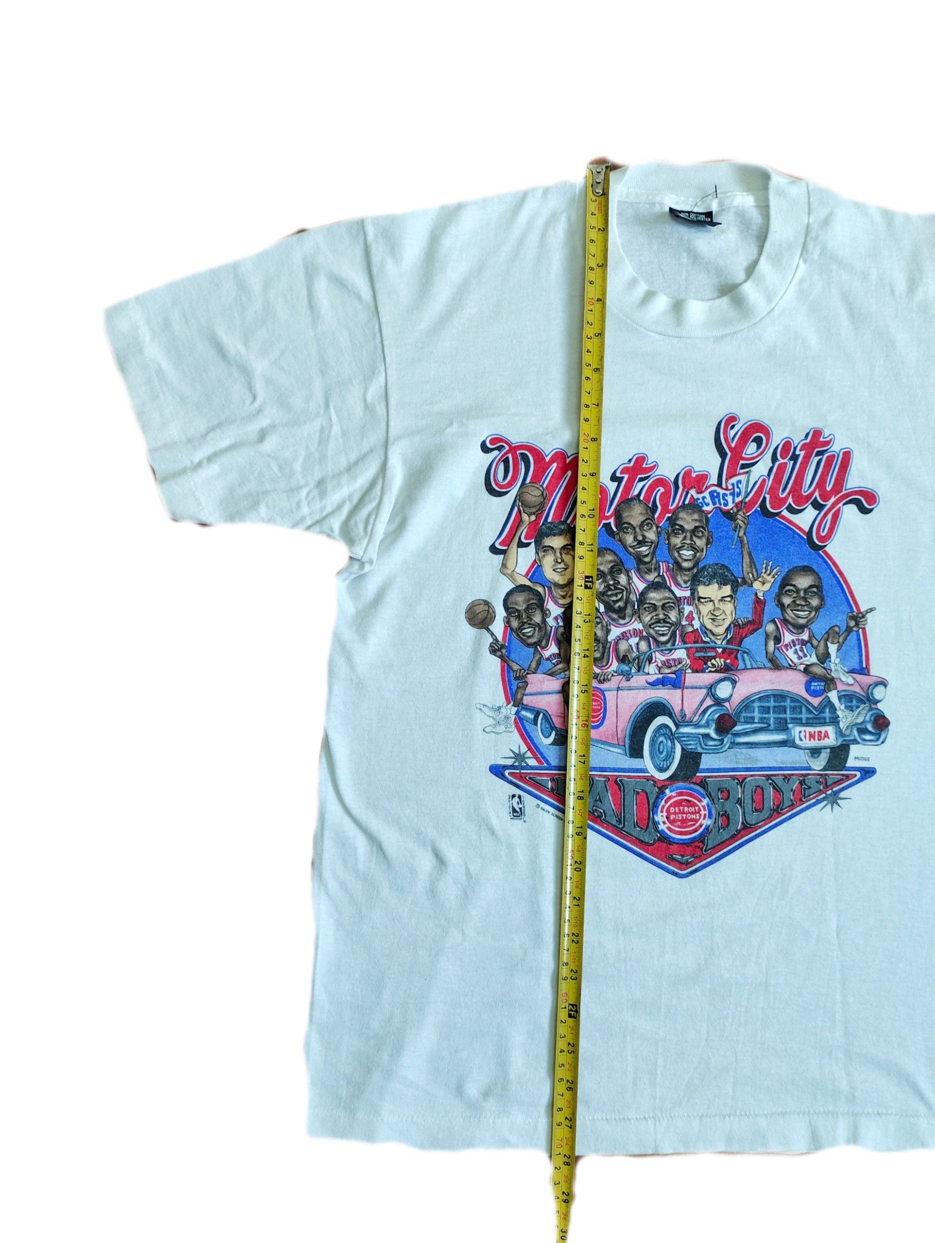 Salem Sportswear × Vintage Vintage Detroit Pistons "Motor City" Caricature 90s T-shirt Size US L / EU 52-54 / 3 - 5 Thumbnail