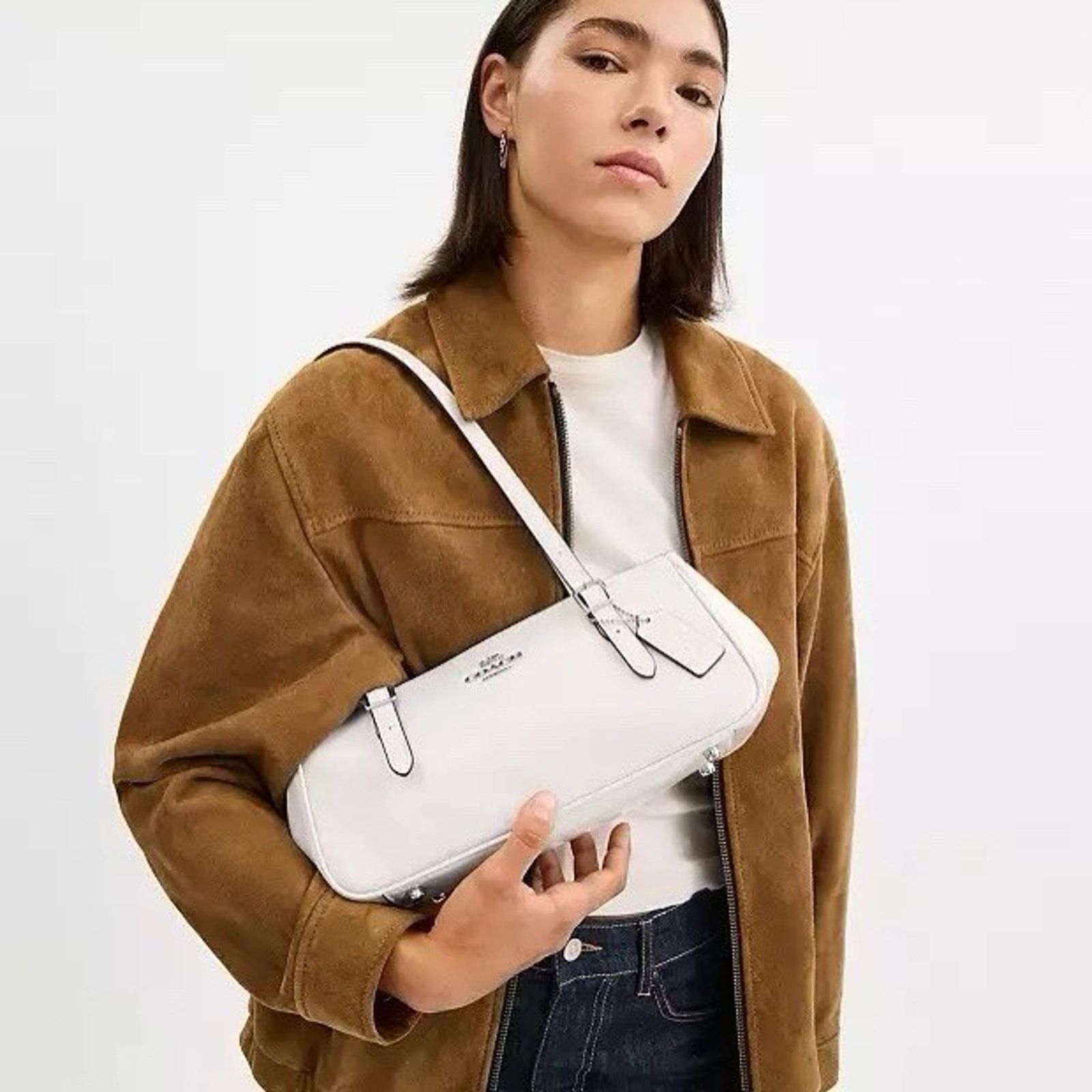 Coach NWT Coach Asher Shoulder Bag CBJ05 Glazed Leathe Chalk Size ONE SIZE - 7 Thumbnail