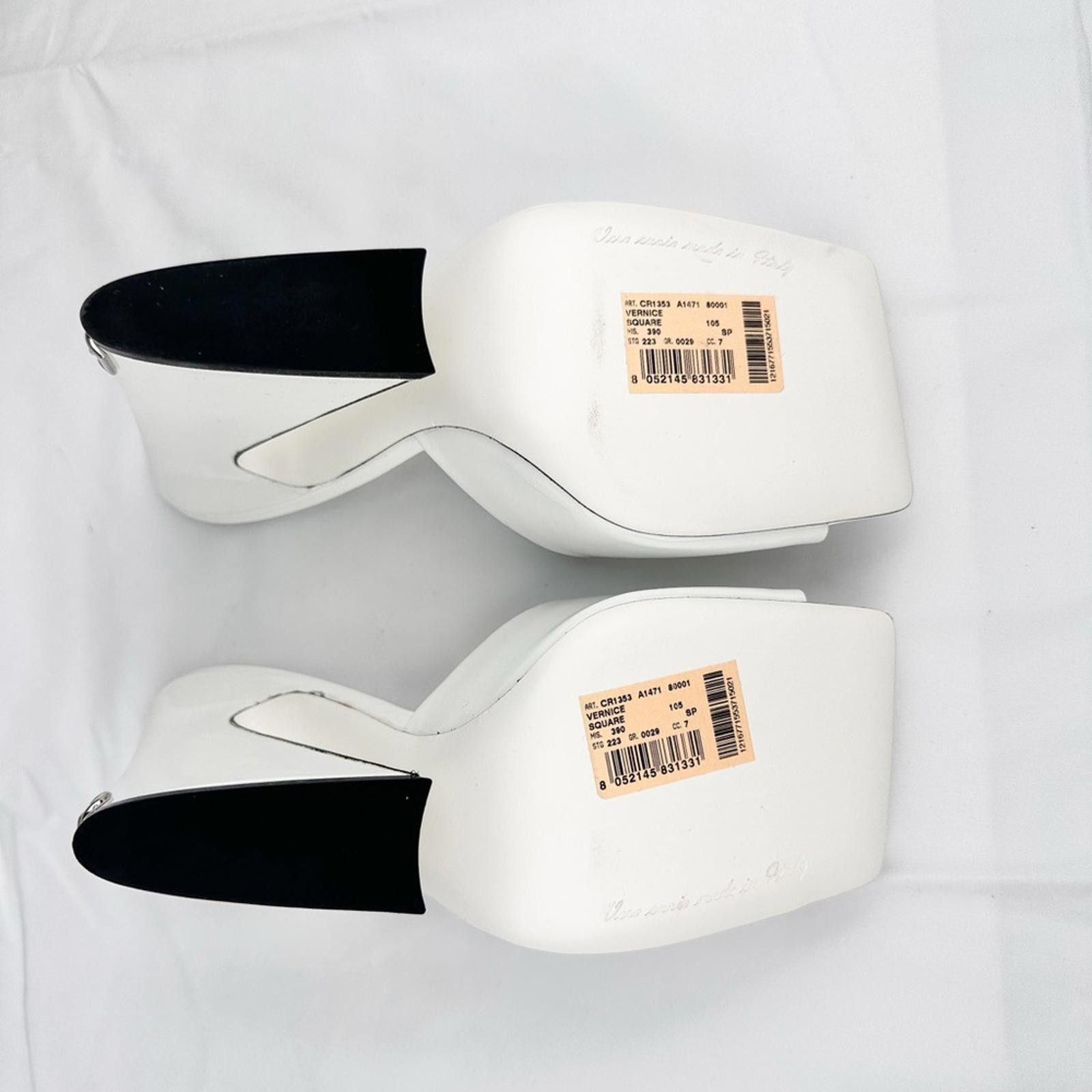 Dolce & Gabbana White Patent Leather Mules Square Toe New EU 39 Size US 9 / IT 39 - 5 Thumbnail