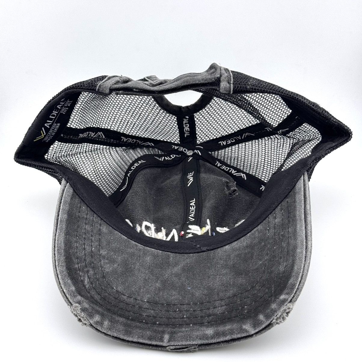 Monies Vintage Friends Distressed Trucker Hat Size ONE SIZE - 5 Thumbnail
