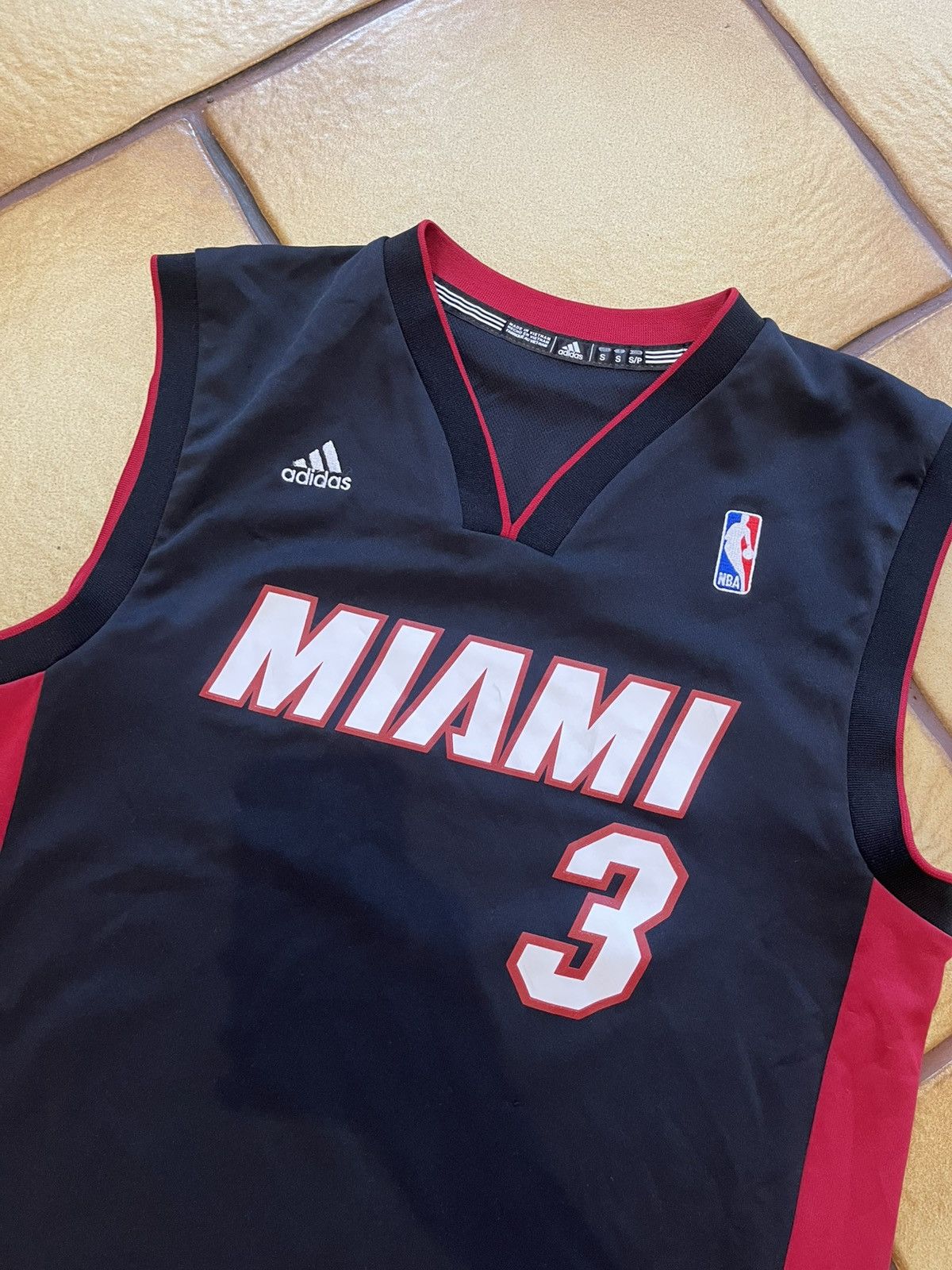 Adidas × NBA Adidas Miami Heat #3 Dwyane Wade NBA Jersey Size US S / EU 44-46 / 1 - 2 Thumbnail