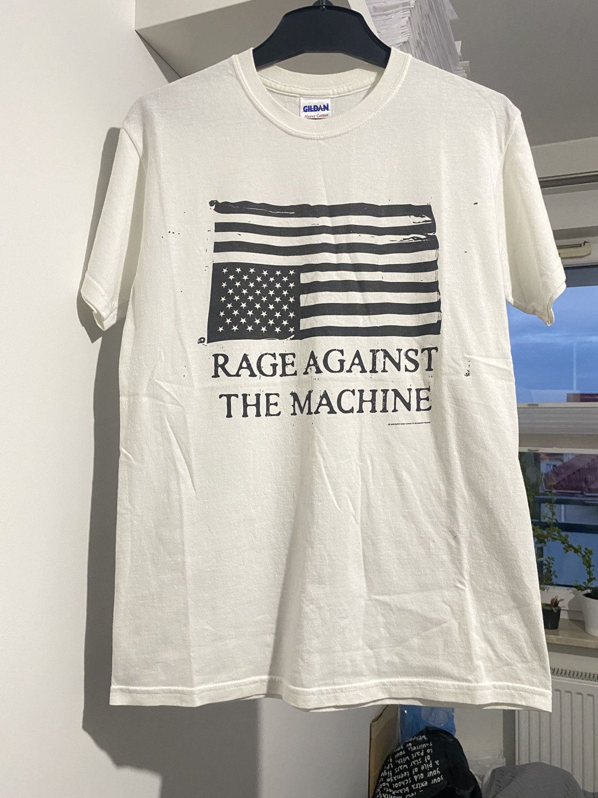 Band Tees × Vintage Rage Against The Machine Flag 2008 y2k t-shirt band tees Size US S / EU 44-46 / 1 - 1 Thumbnail