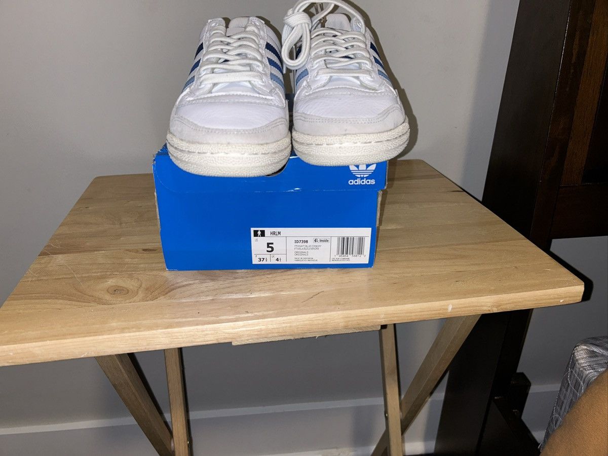 Adidas ADIDAS HRLM SNS Sneakers Men's Size 5 White Blue ID7398 Size US 5 / EU 37 - 3 Thumbnail